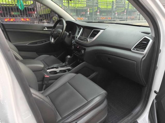 Hyundai Tucson 2016 car image #17