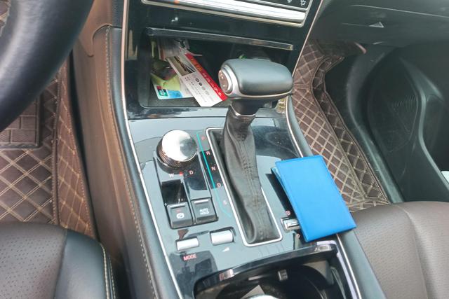 GAC Trumpchi GS5 2019 car image #17