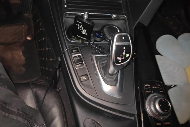 BMW 3 Series 2017 car image #17