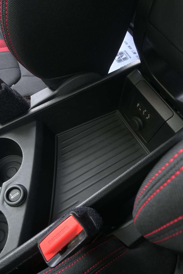 BMW 2 Series Gran Tourer 2016 car image #17