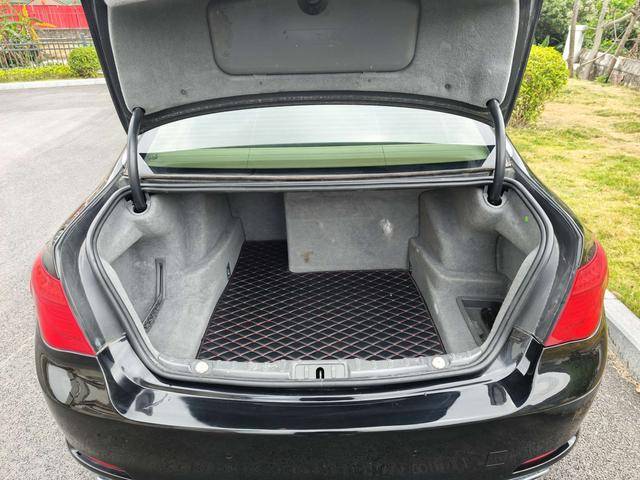 宝马 宝马7系 2011 汽车图片 #17