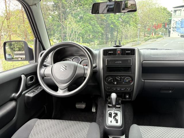 Suzuki Jimny (Imported) 2018 image de voiture #17