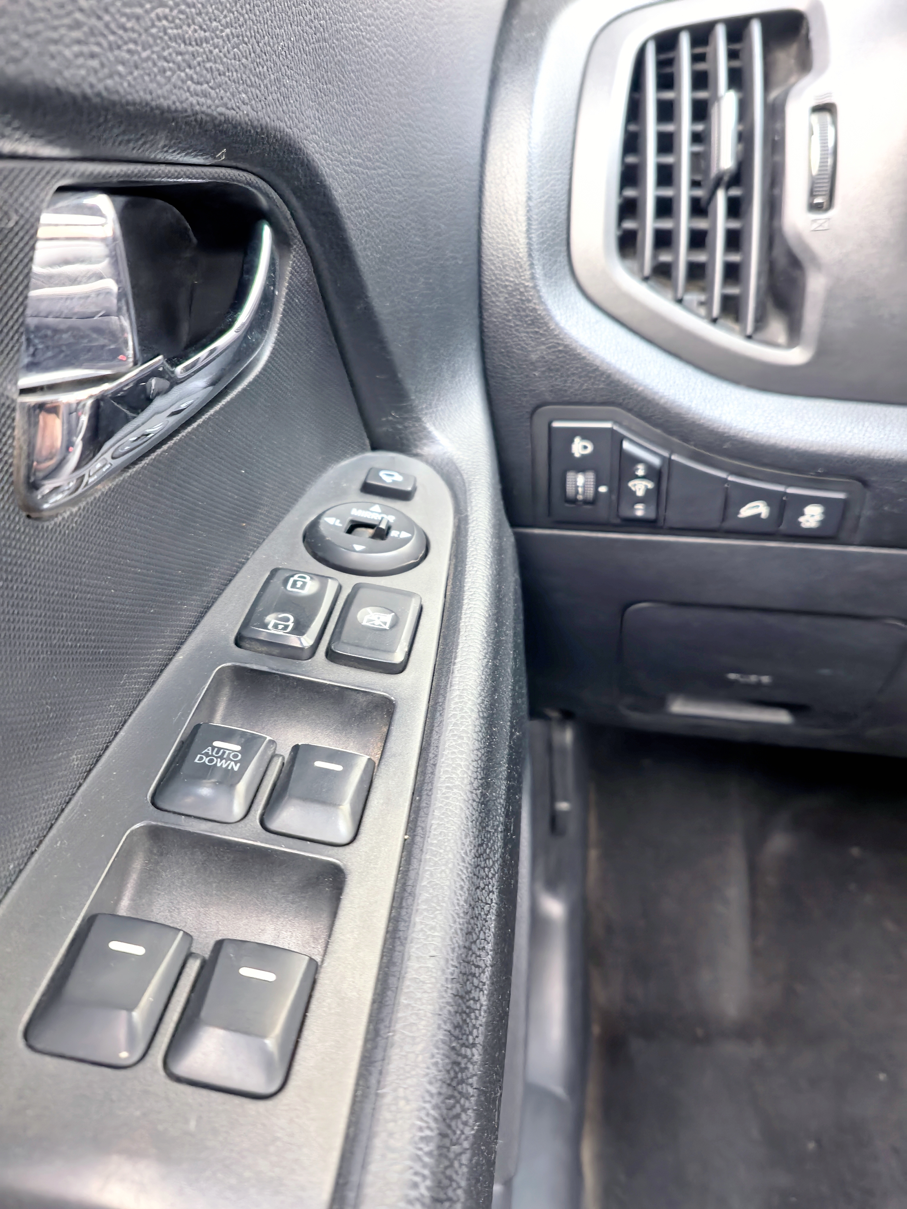 起亚 智跑 2013 汽车图片 #17