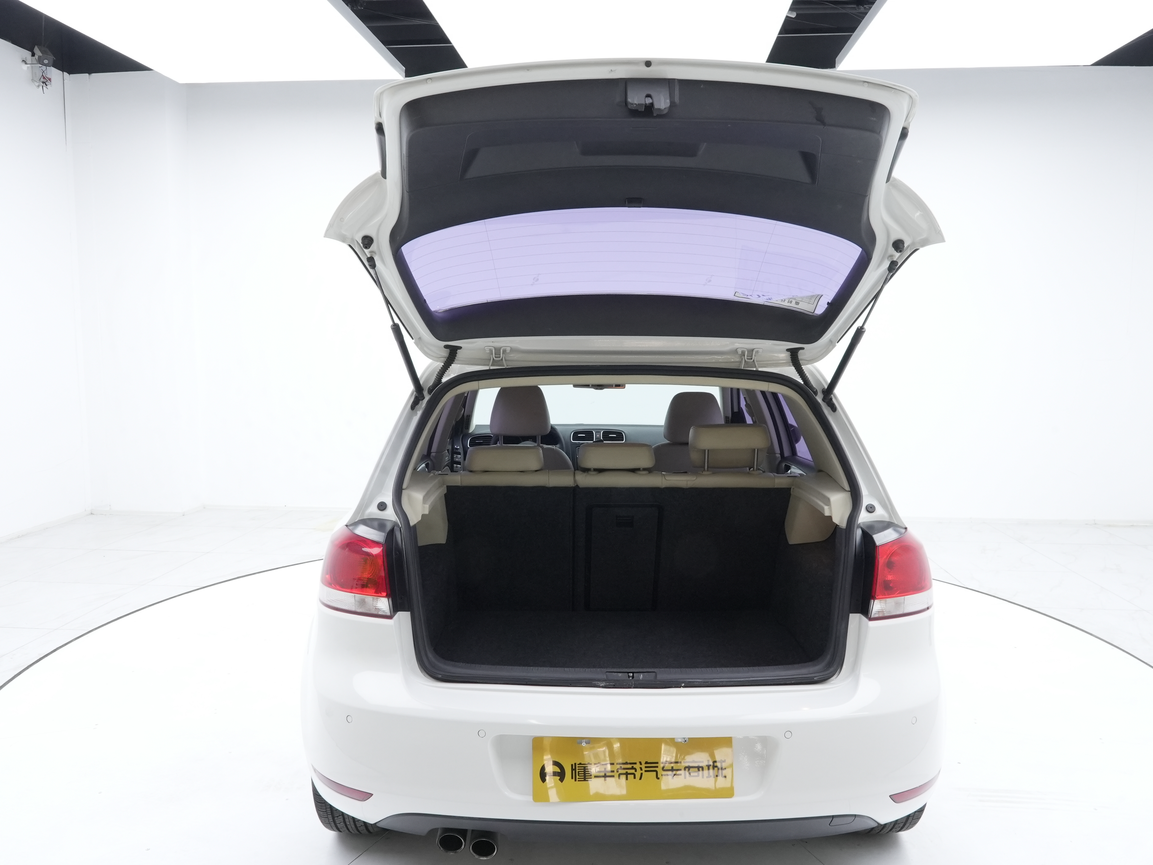 Volkswagen Golf 2013 car image #17