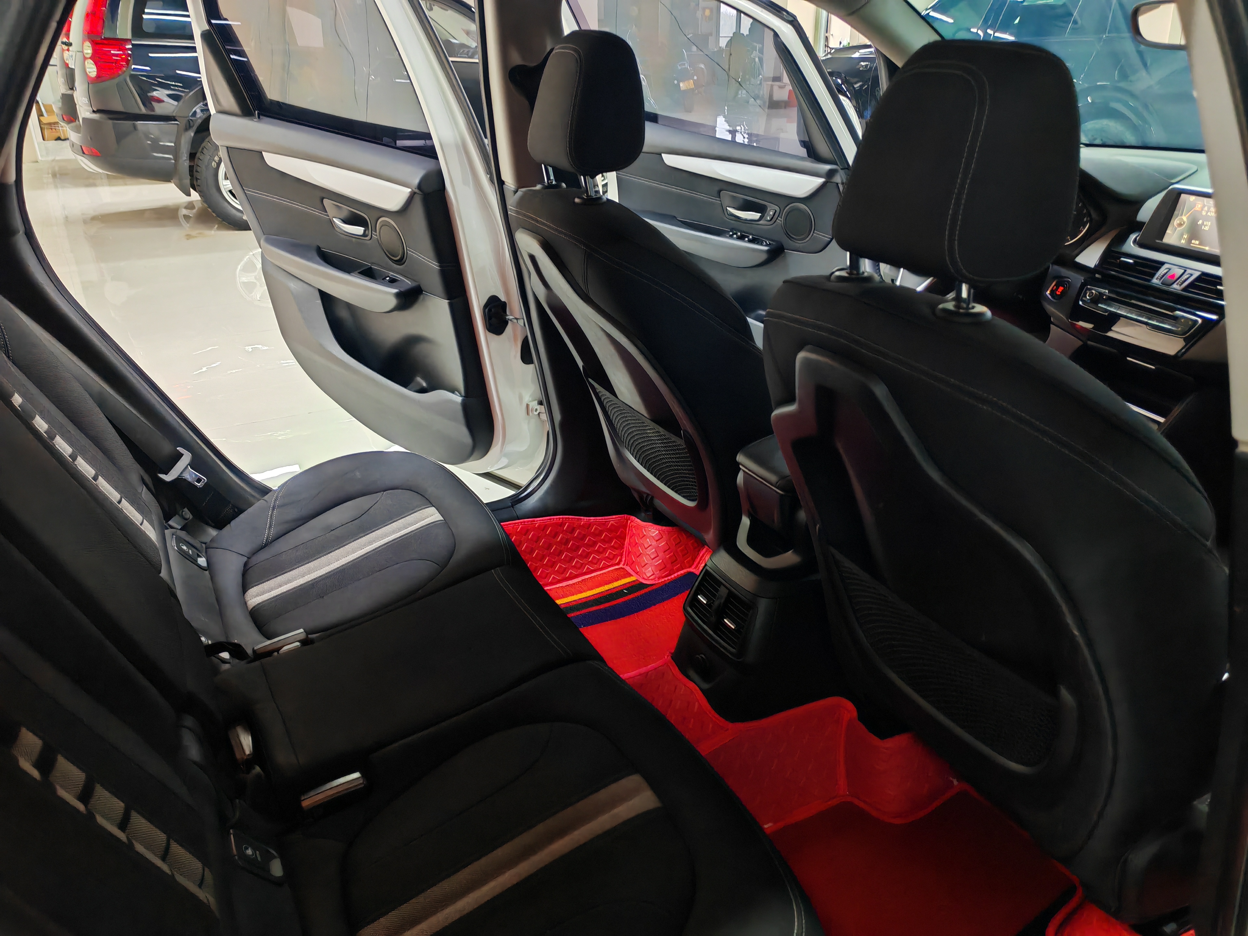 BMW 2 Series Tourer (Imported) 2016 car image #17