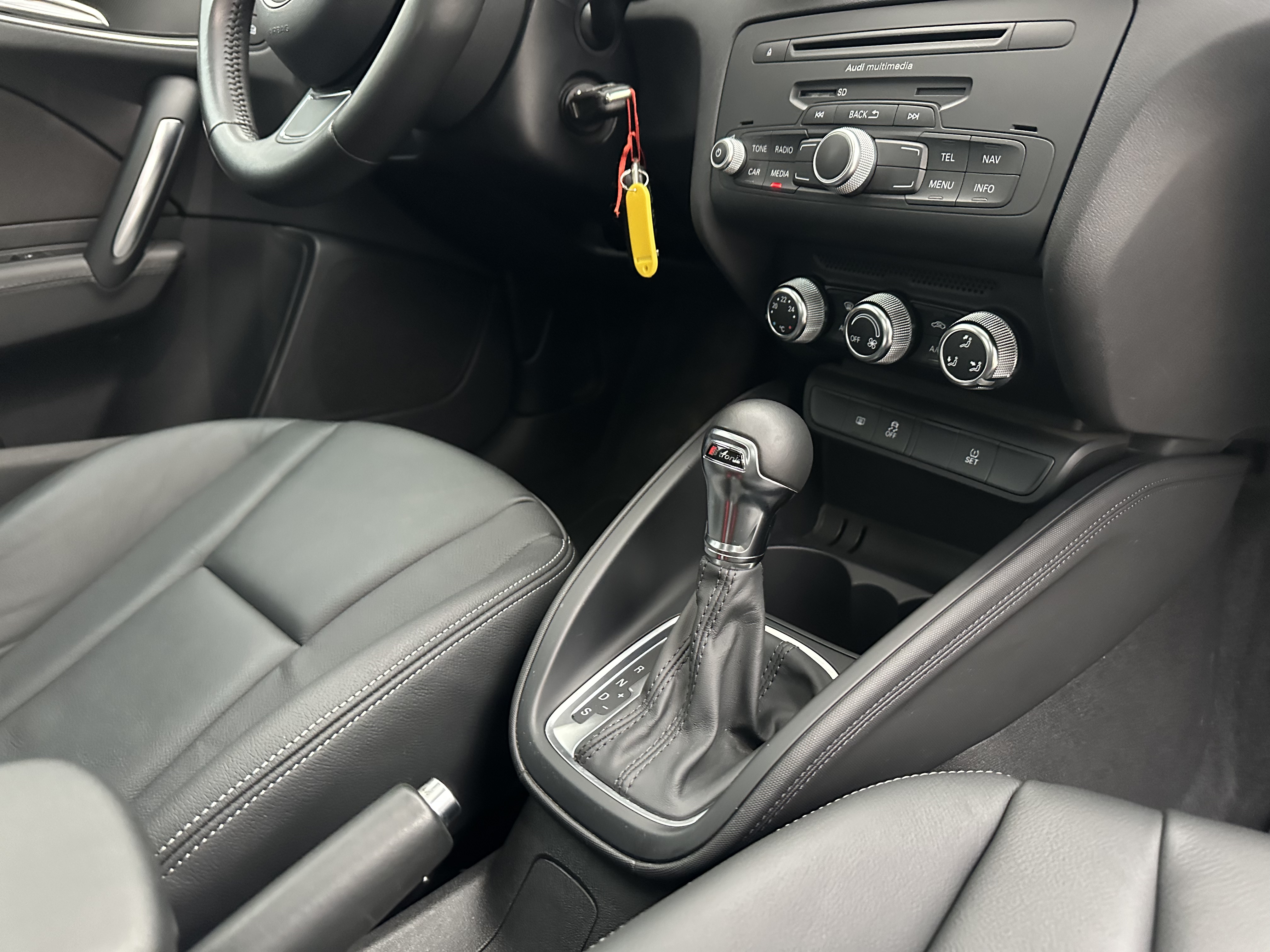 Audi A1 2013 car image #17