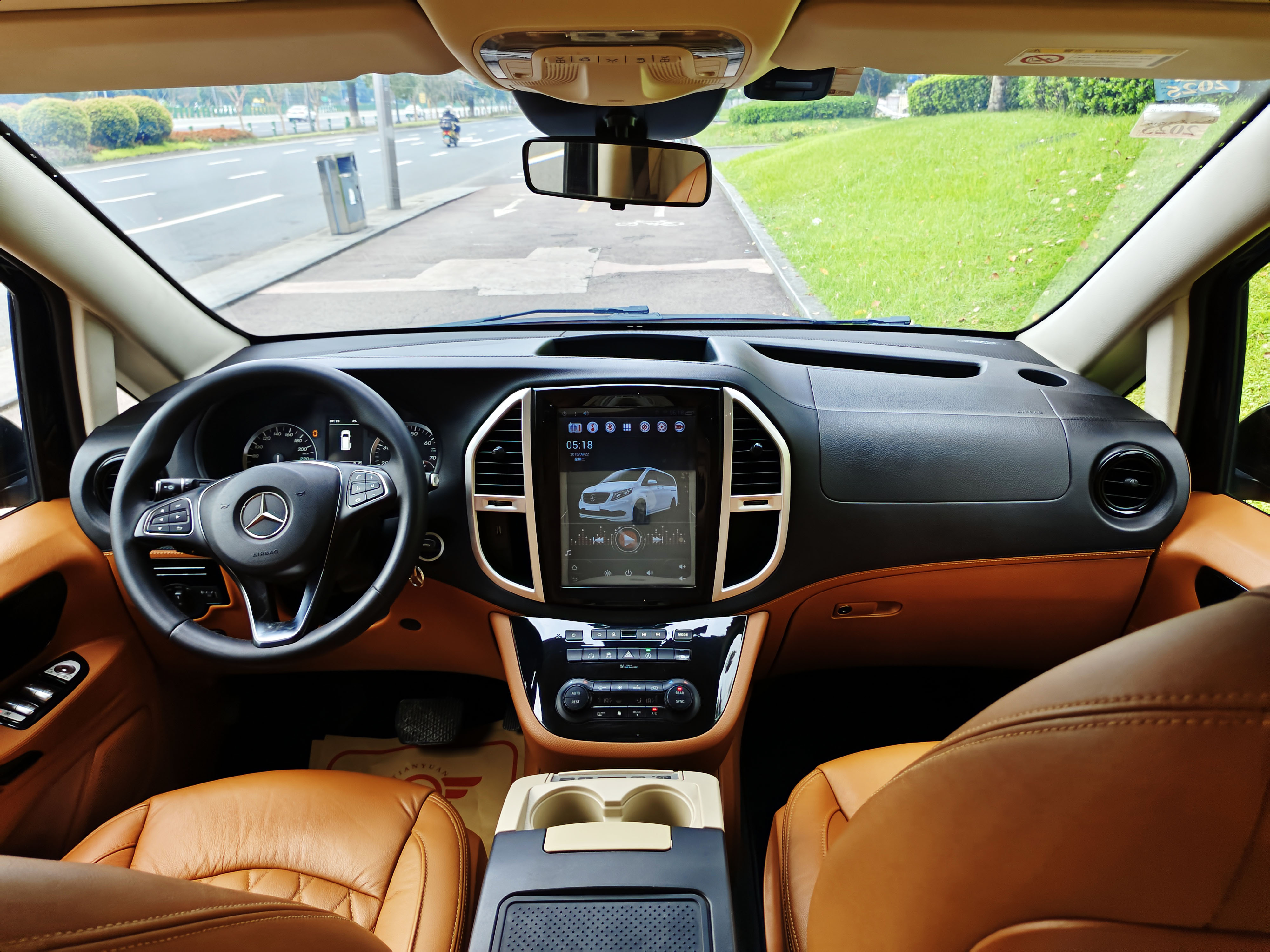 Mercedes-Benz Vito 2017 immagine di auto #17