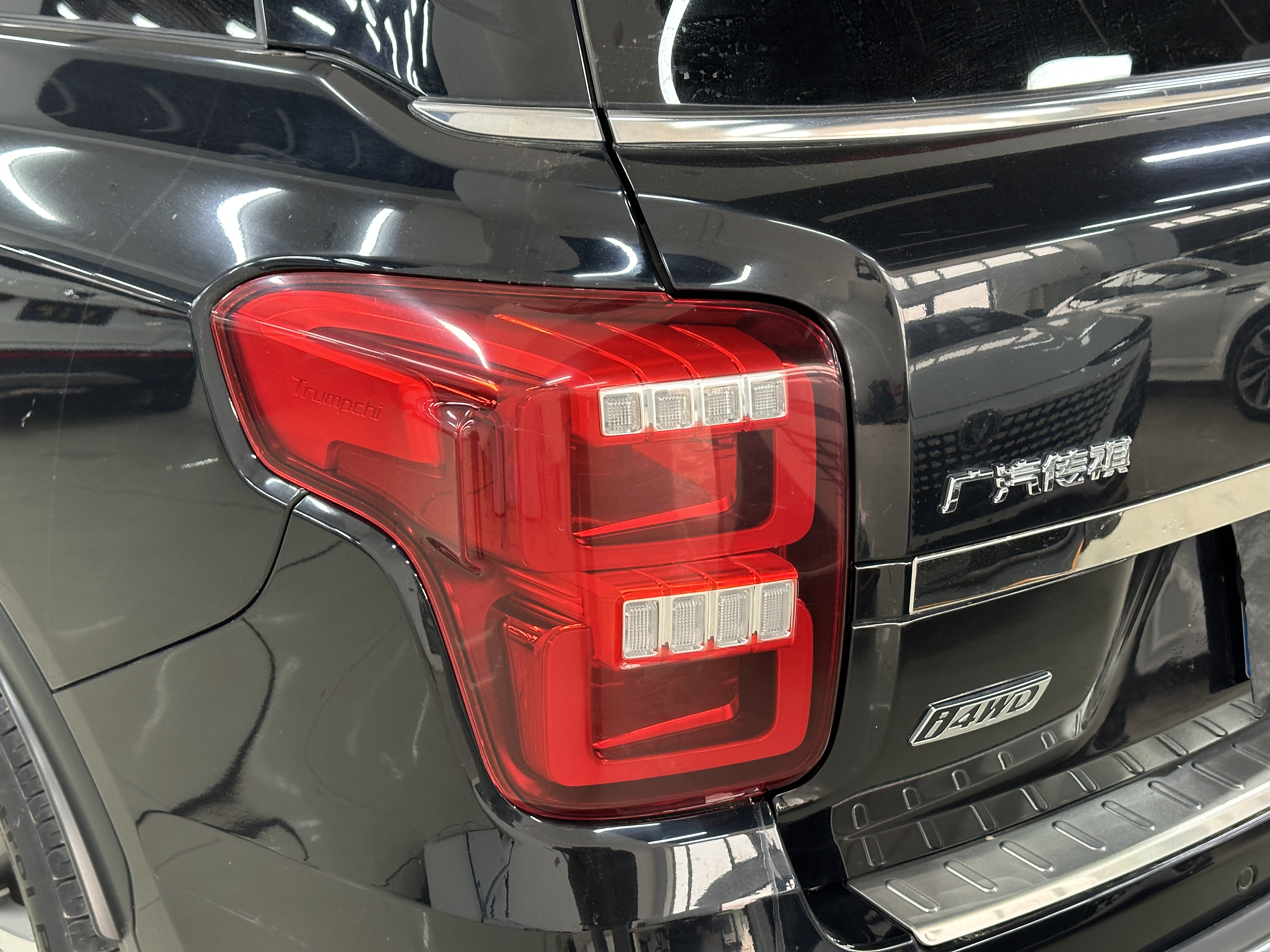 GAC Trumpchi GS8 2018 car image #17