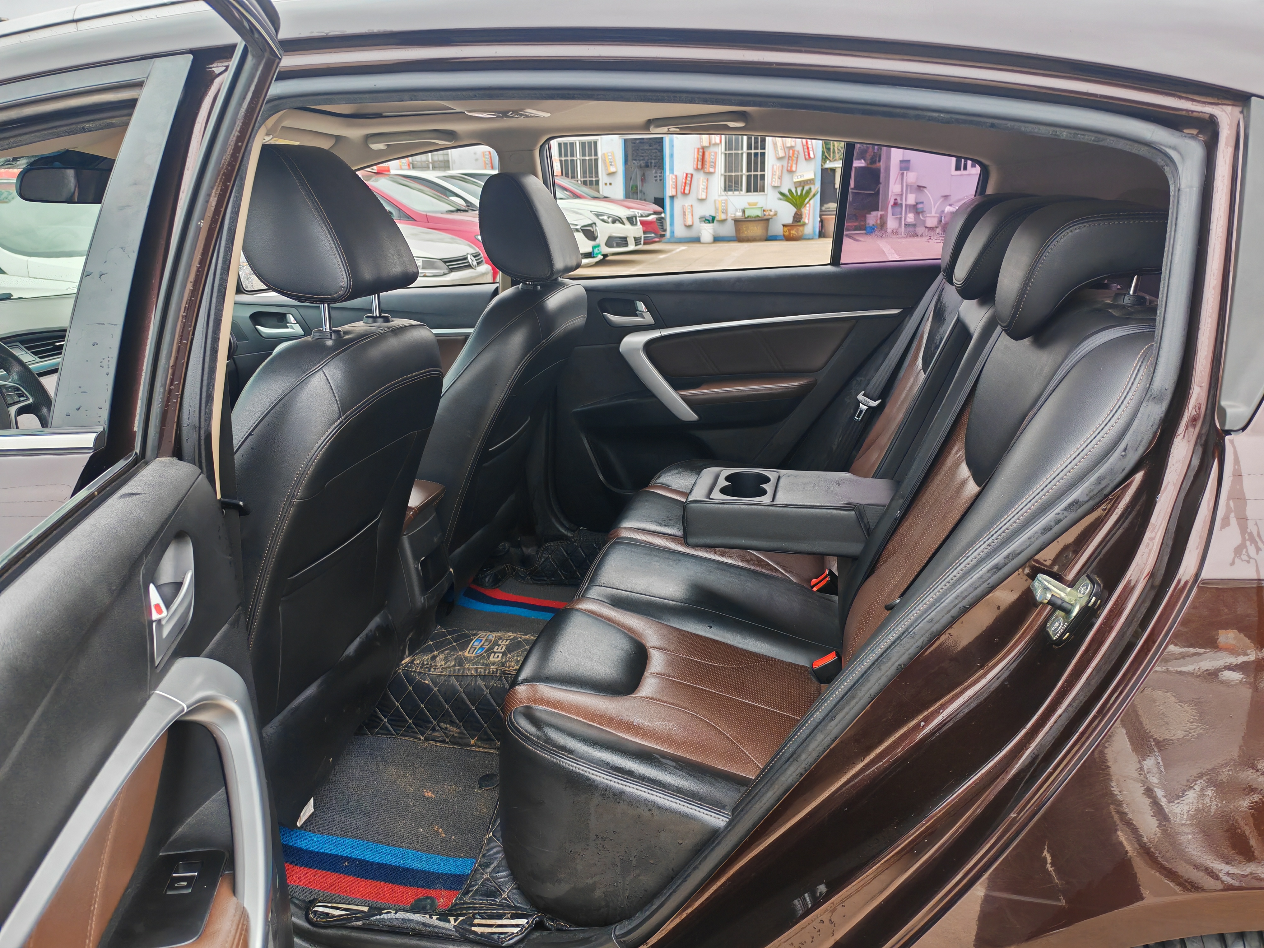 Emgrand 2016 #17 Emgrand 2016 car image #17