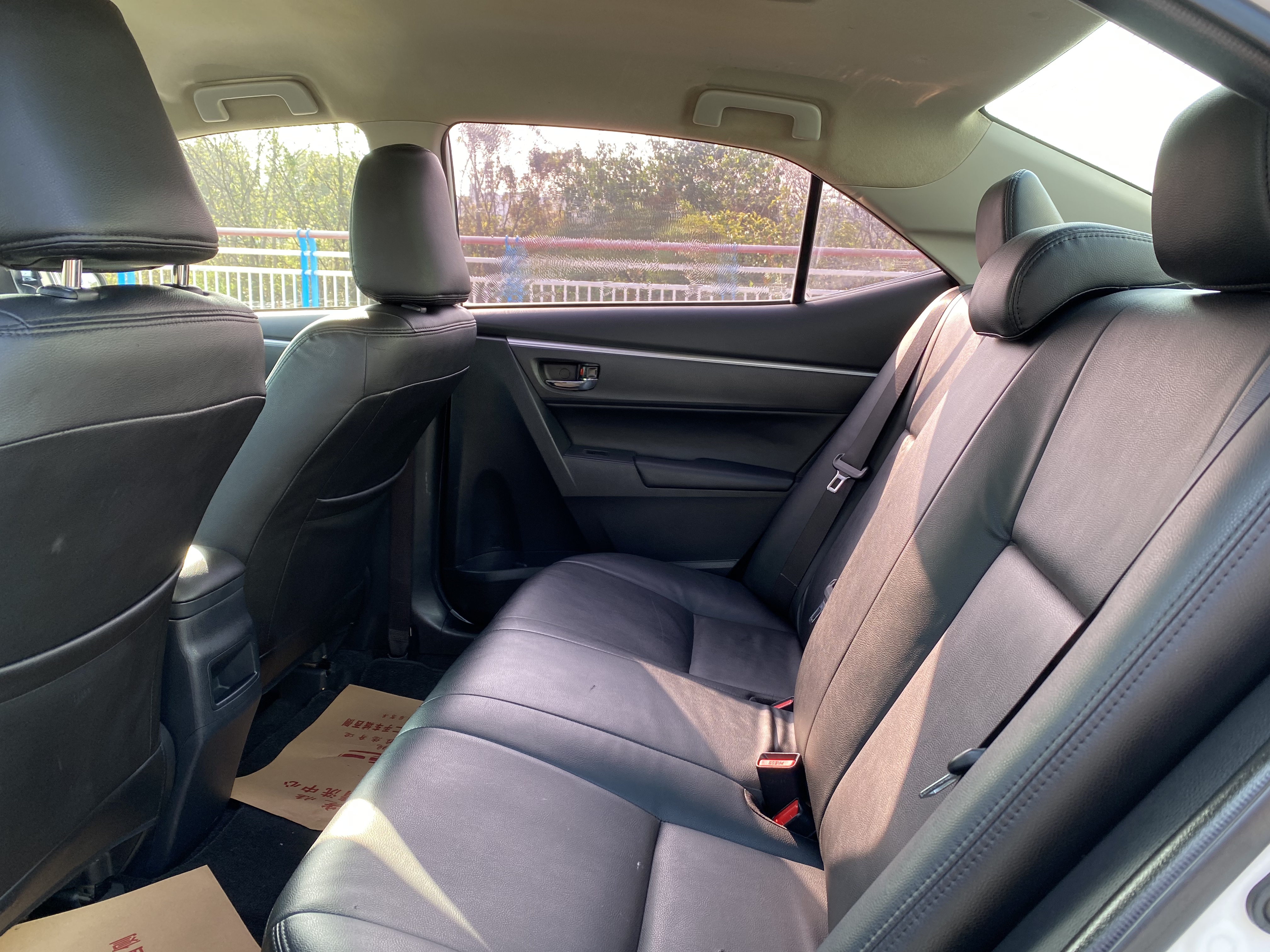 Corolla 2018 immagine di auto #17