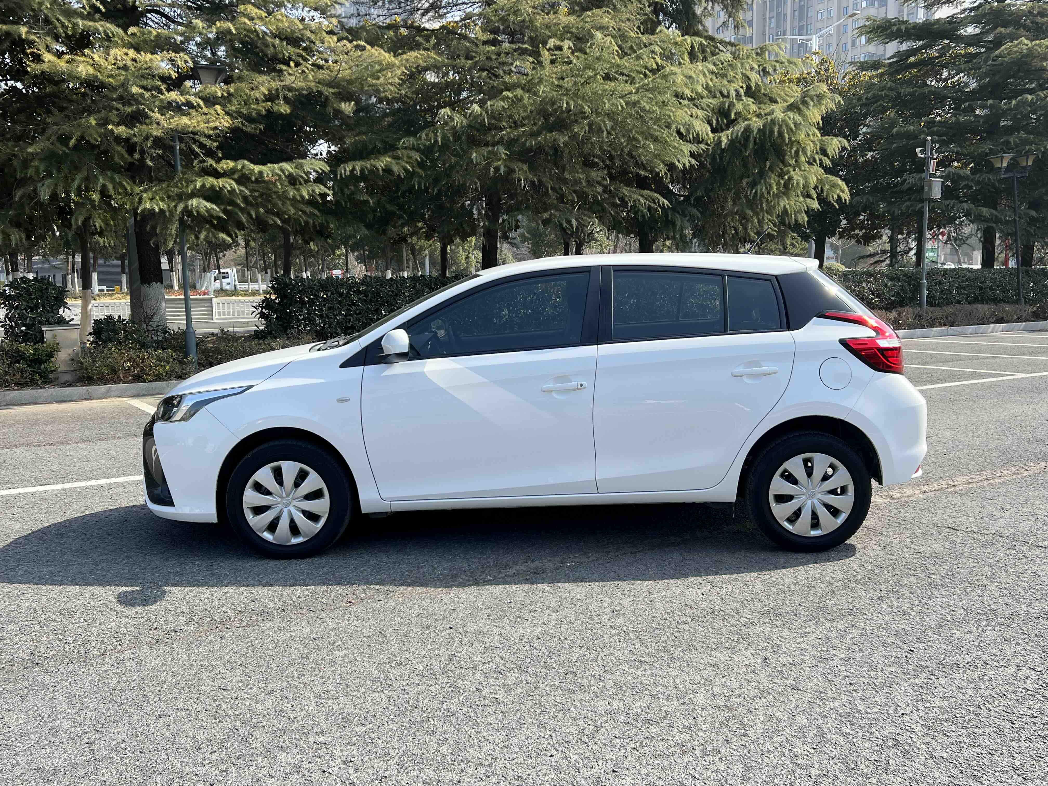 Yaris L Zhixuan 2017 car image #17