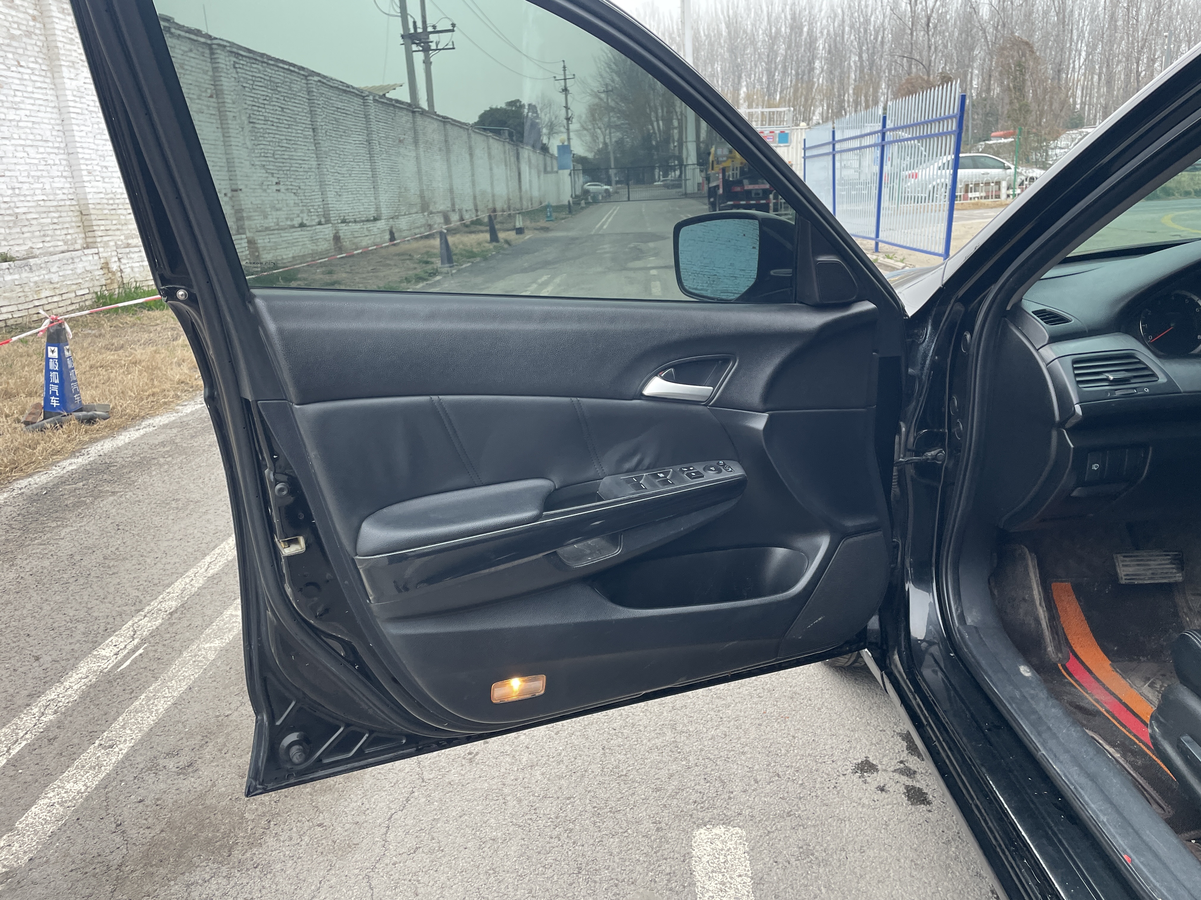 Honda Accord 2012 صورة سيارة #17