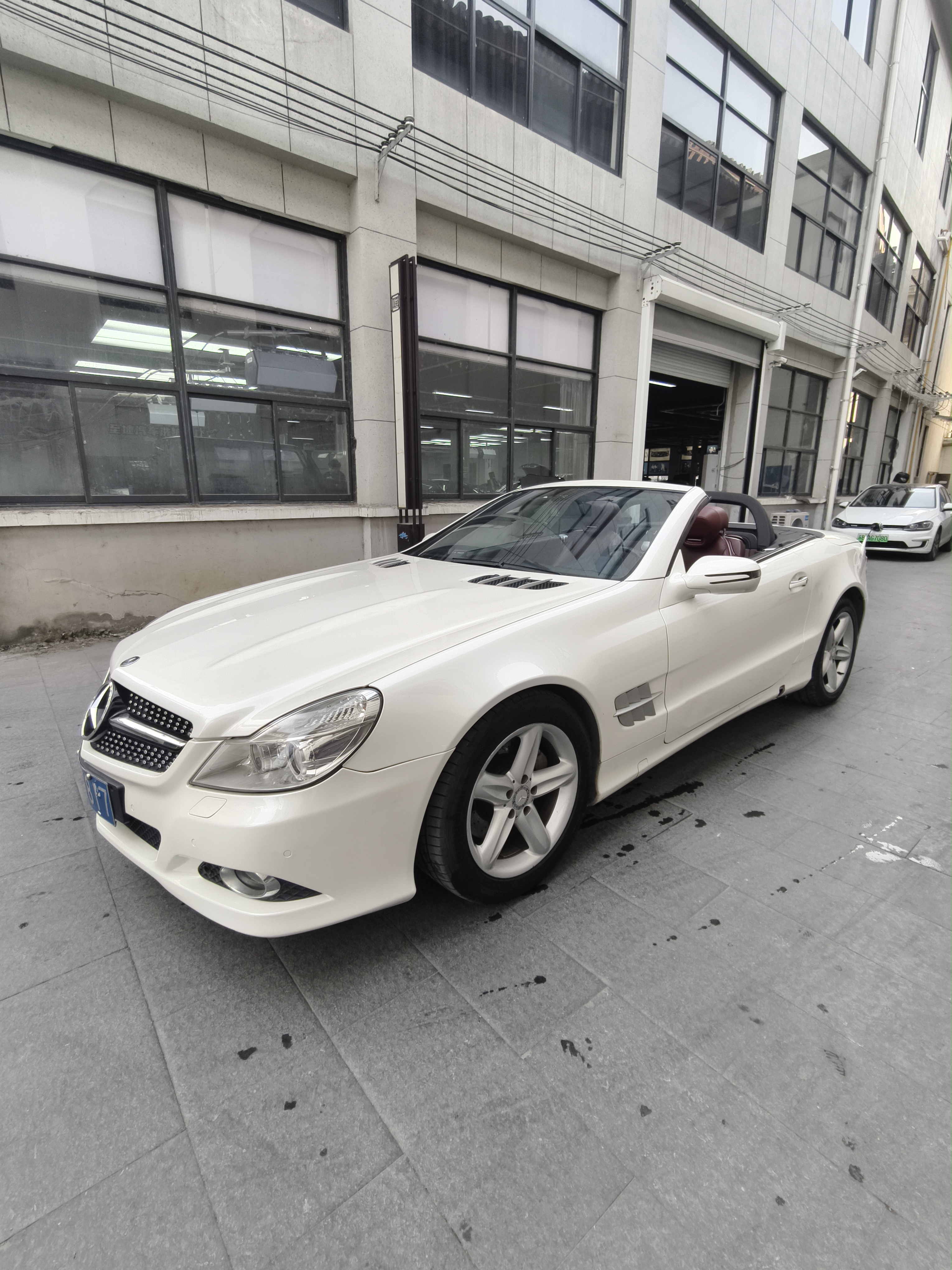 Mercedes-Benz SL Class 2010 immagine di auto #17