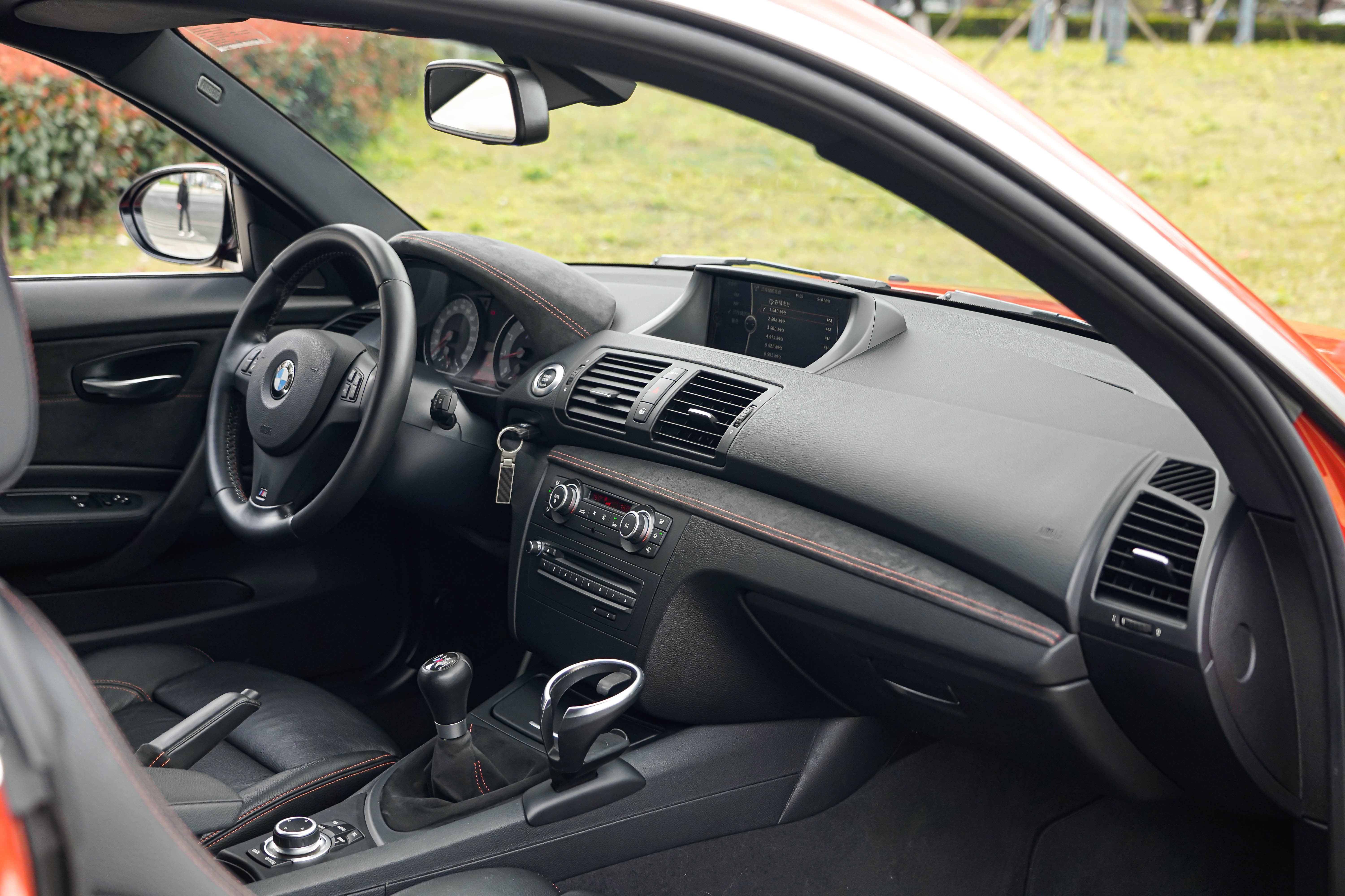 BMW 1 Series M 2012 #17 BMW 1 Series M 2012 car image #17