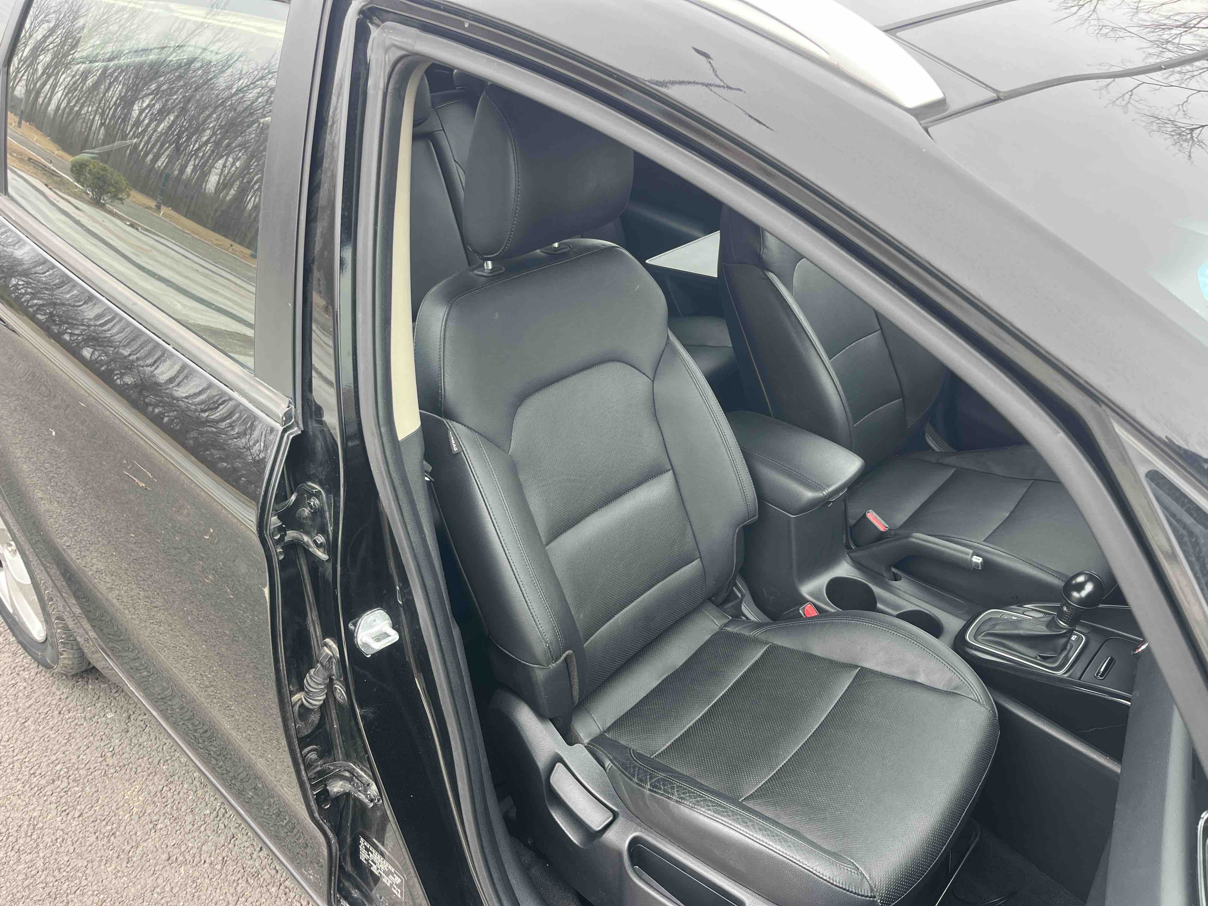 起亚 佳乐 2014 汽车图片 #17