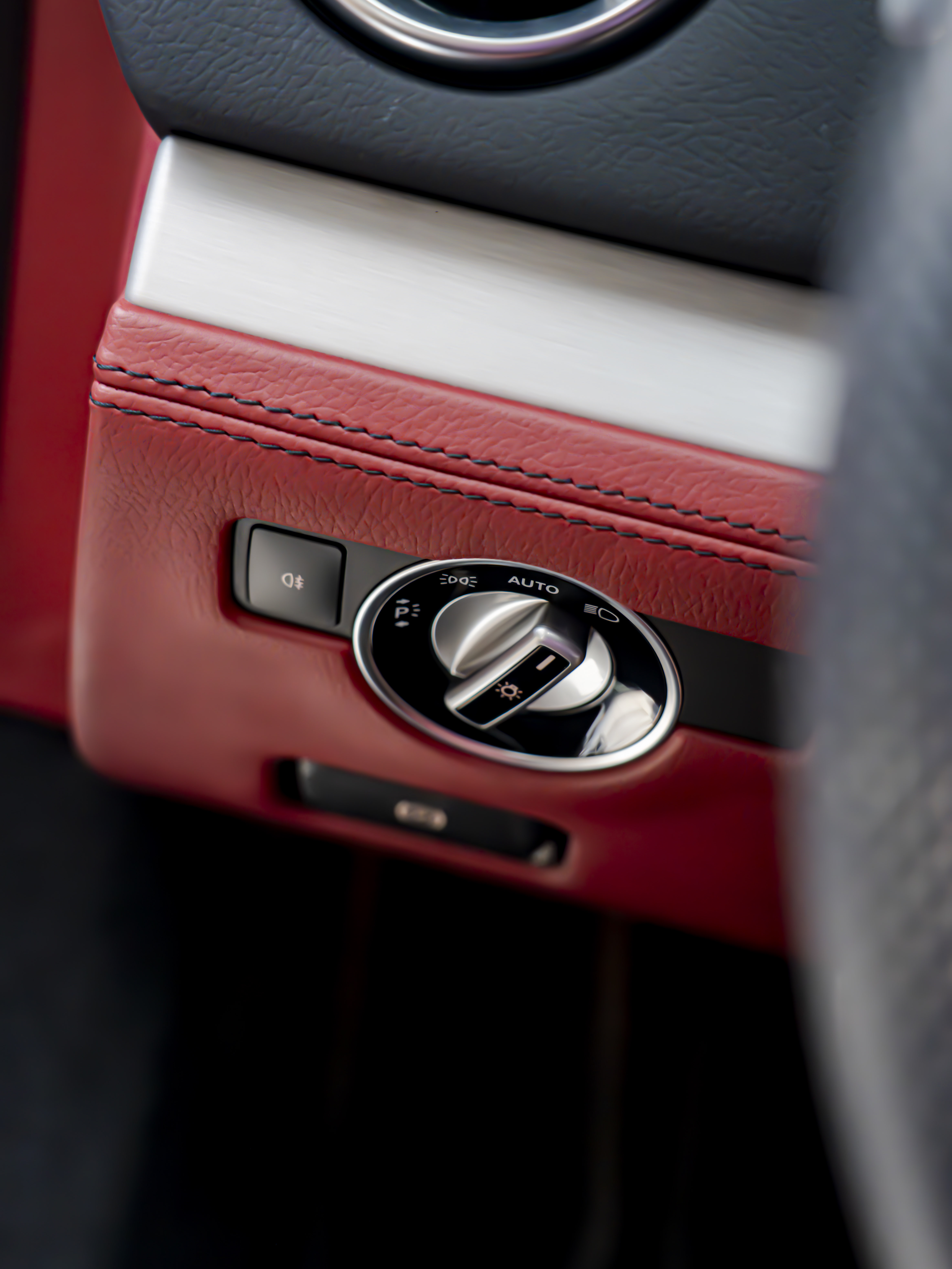 Mercedes-Benz SL Class 2017 car image #17