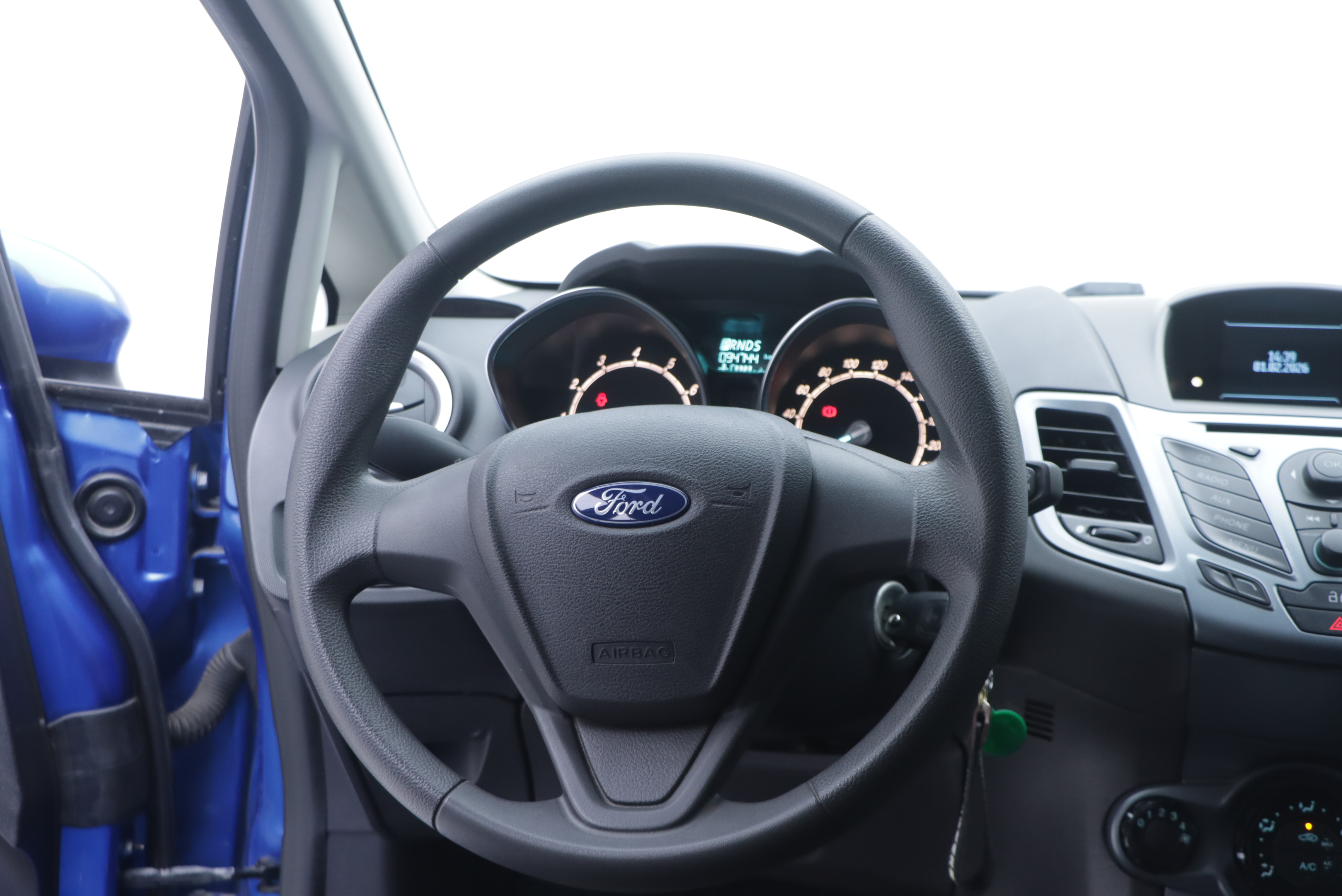 Ford Fiesta 2015 #17 Ford Fiesta 2015 car image #17