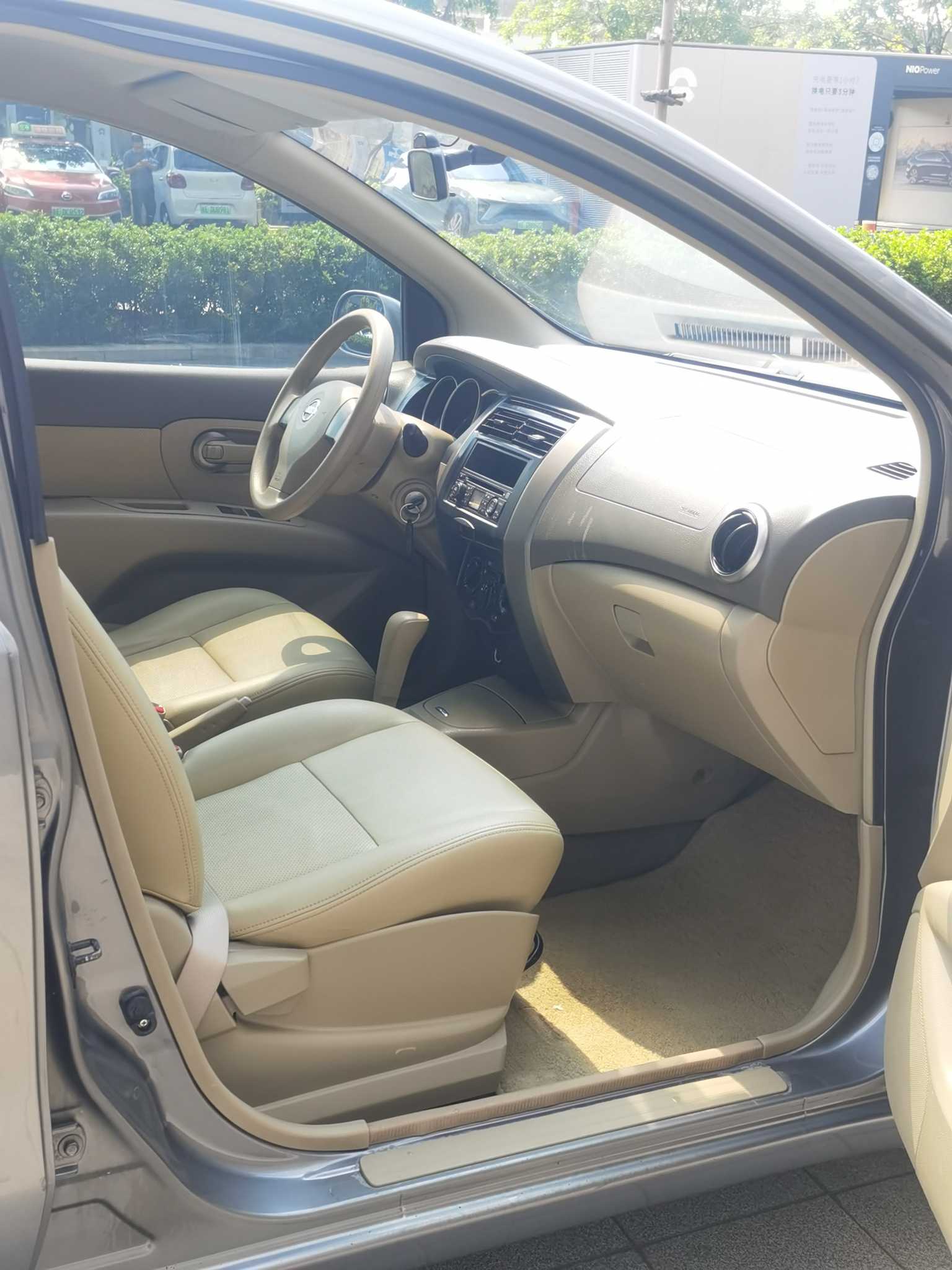 日产 骏逸 2010 汽车图片 #17