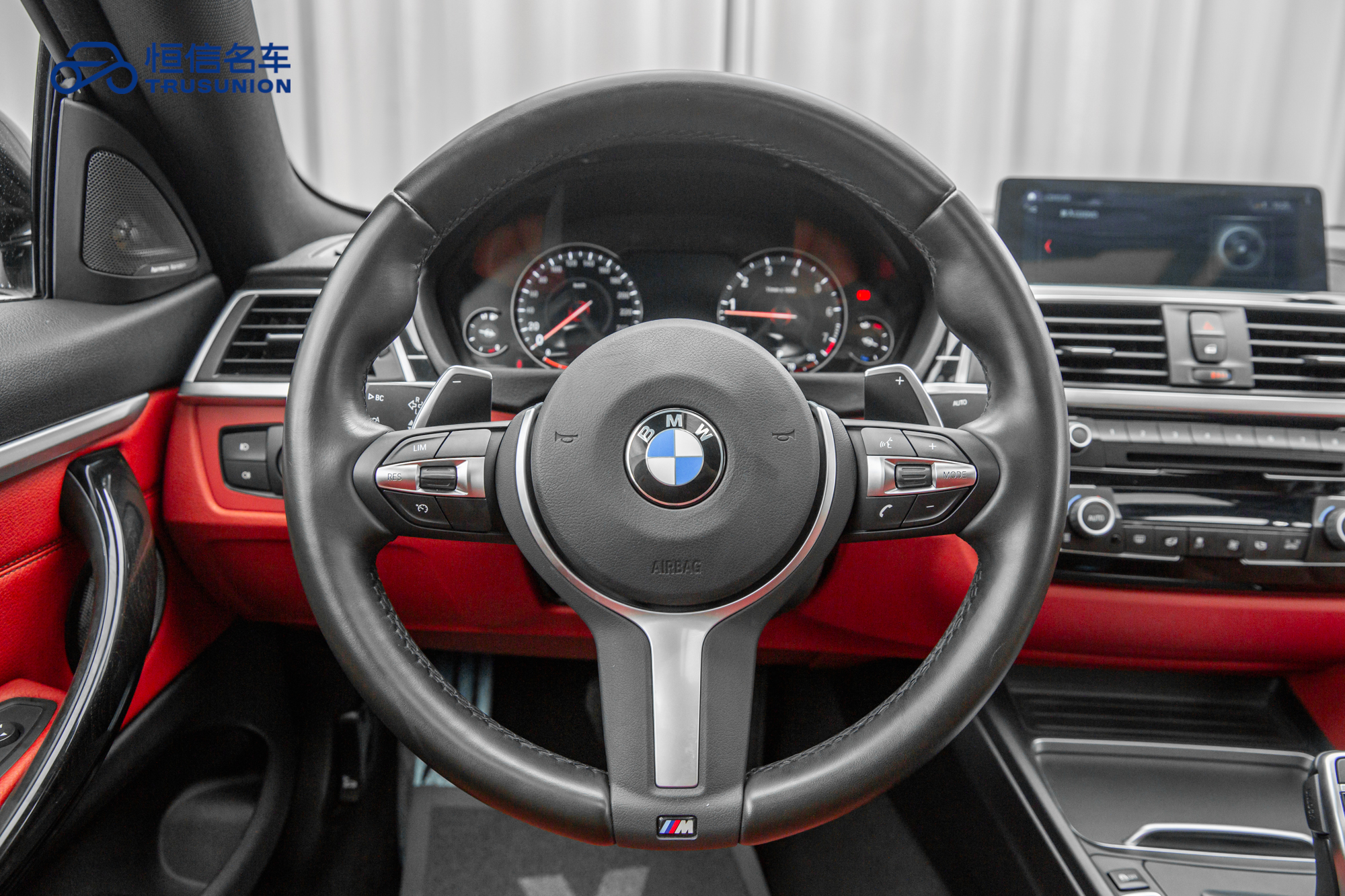 BMW 4 Series 2018 immagine di auto #17
