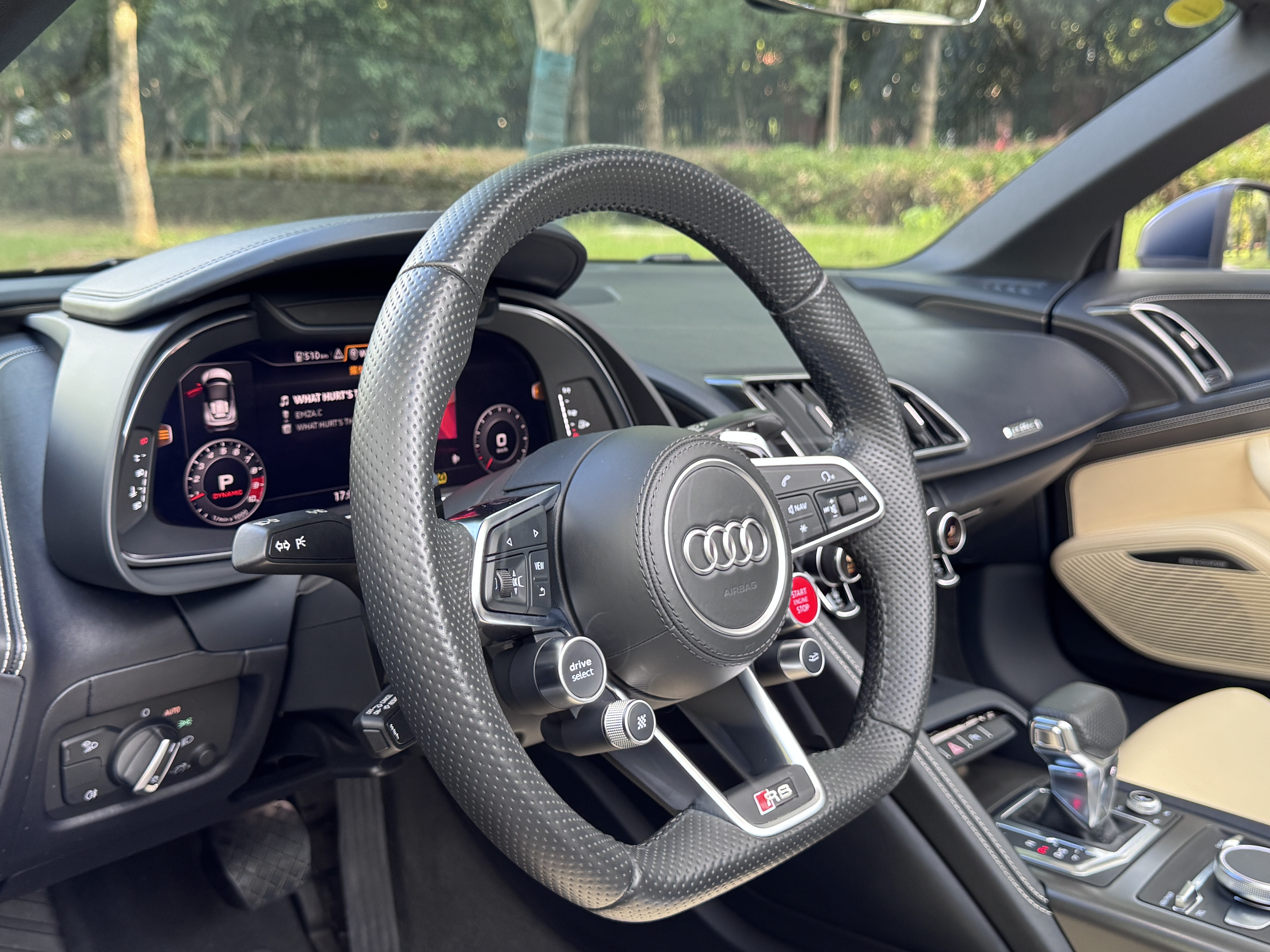 Audi R8 2020 immagine di auto #17