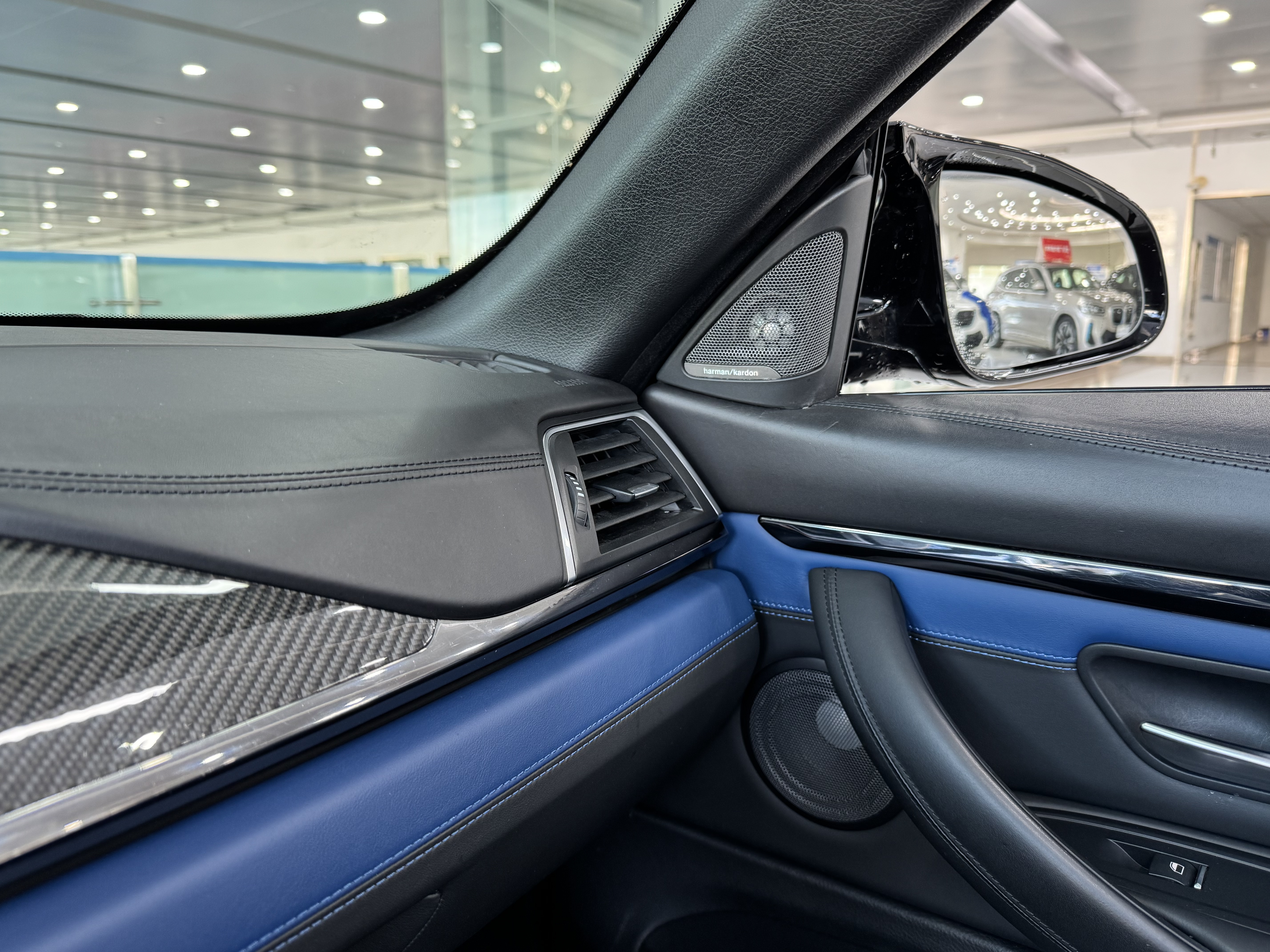 宝马 宝马M4 2019 汽车图片 #17