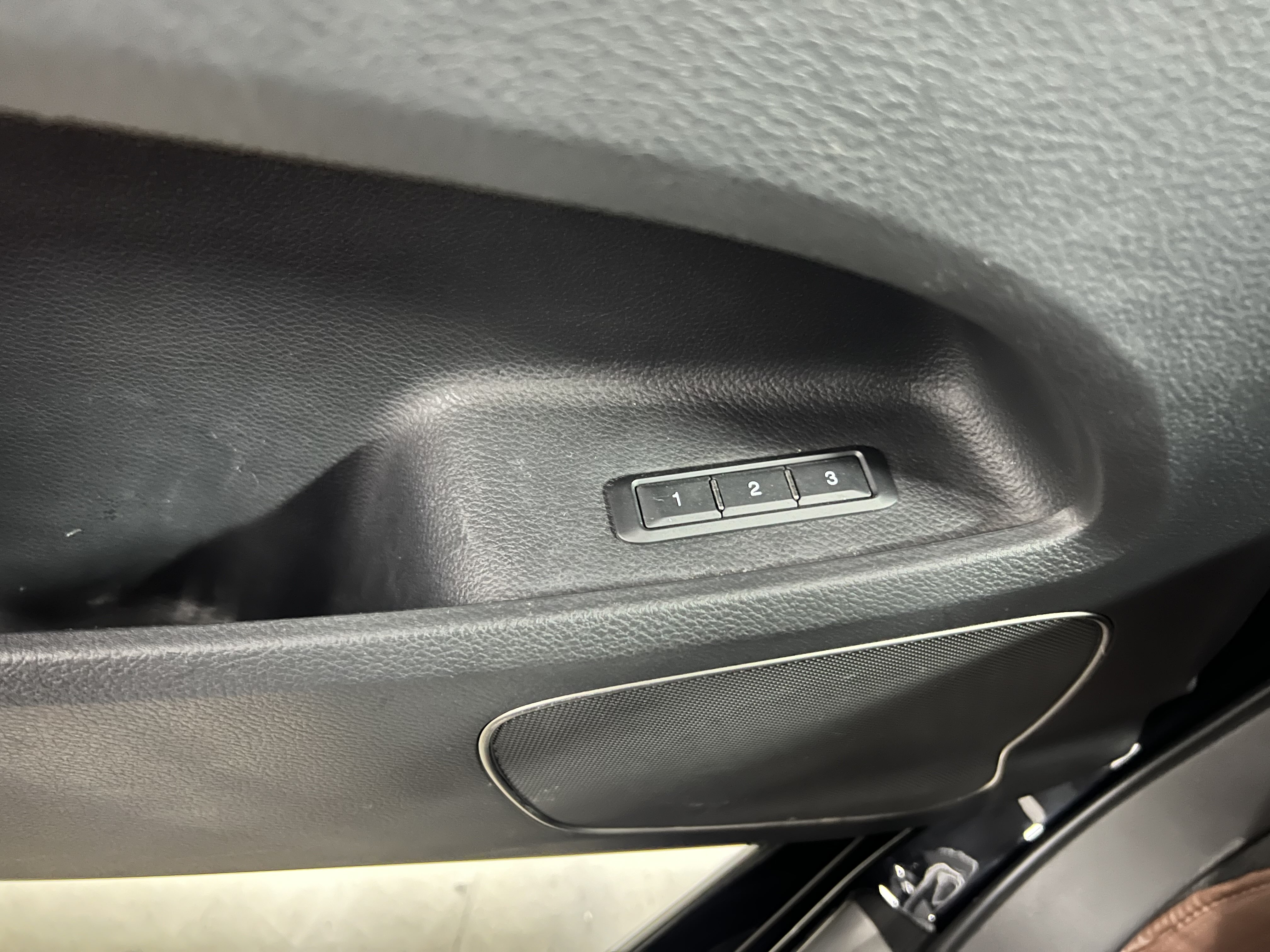 HongQi GuoLi 2017 #17 HongQi GuoLi 2017 car image #17