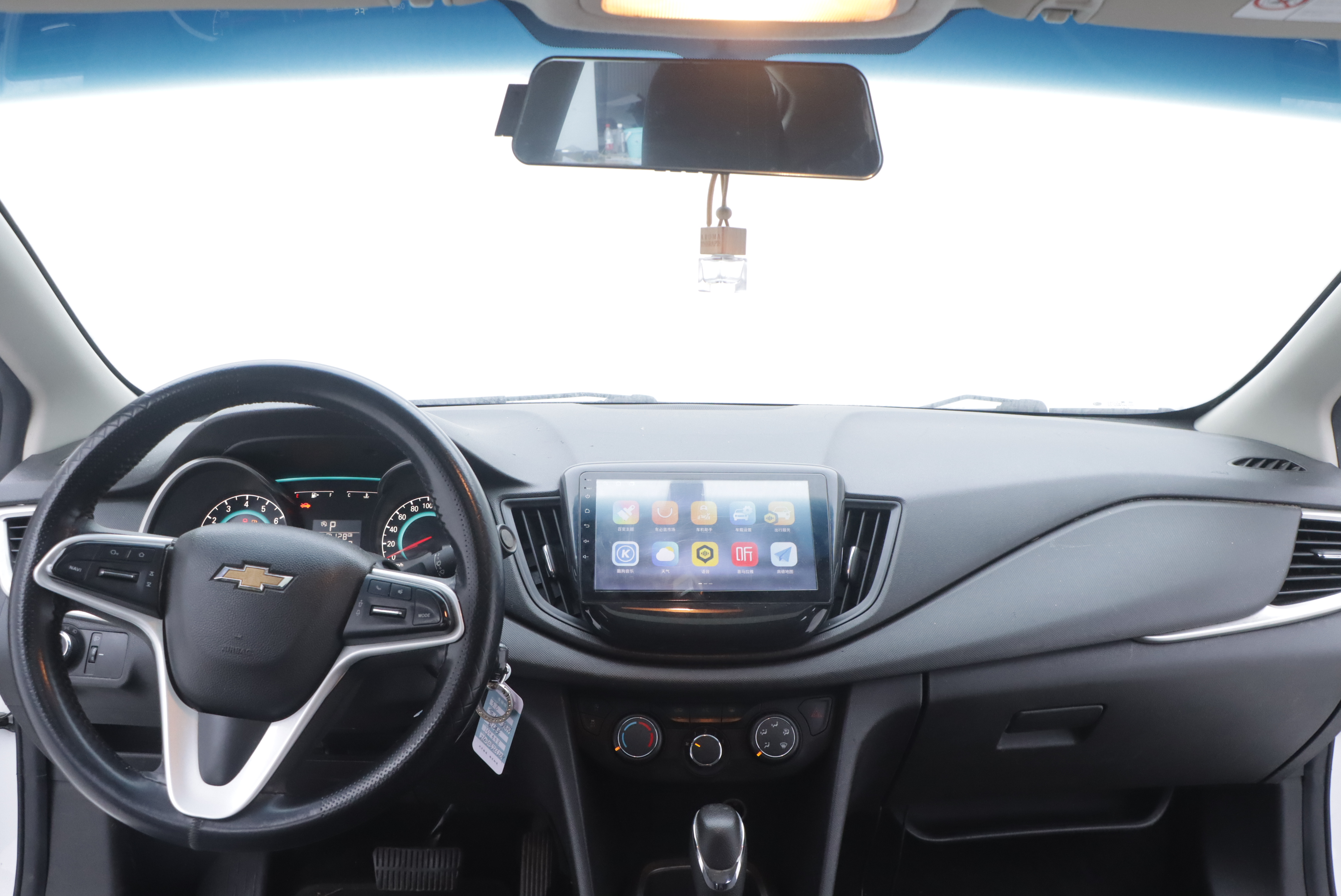 Chevrolet Cavalier 2018 car image #17