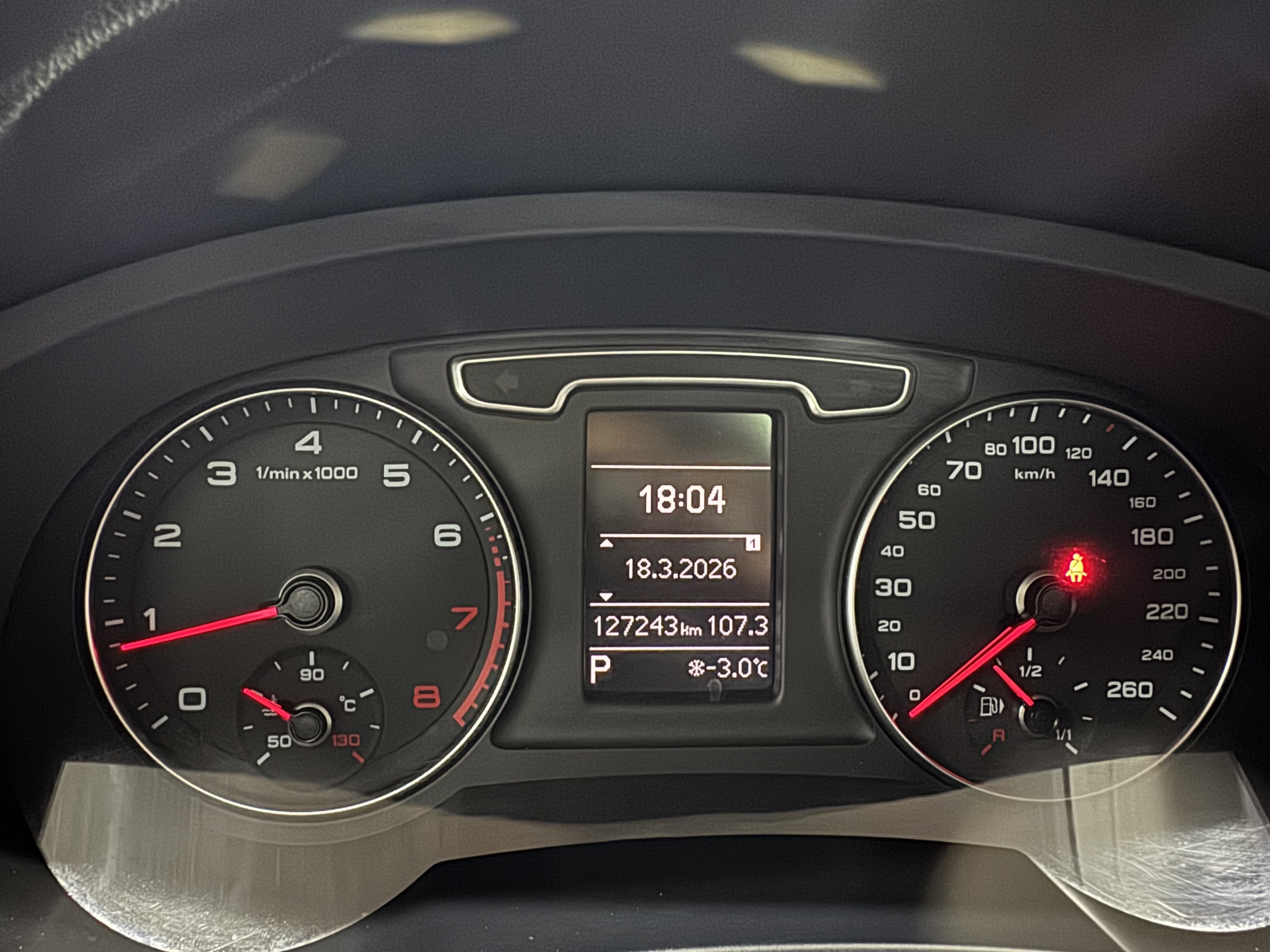 Audi 2014 car image #17