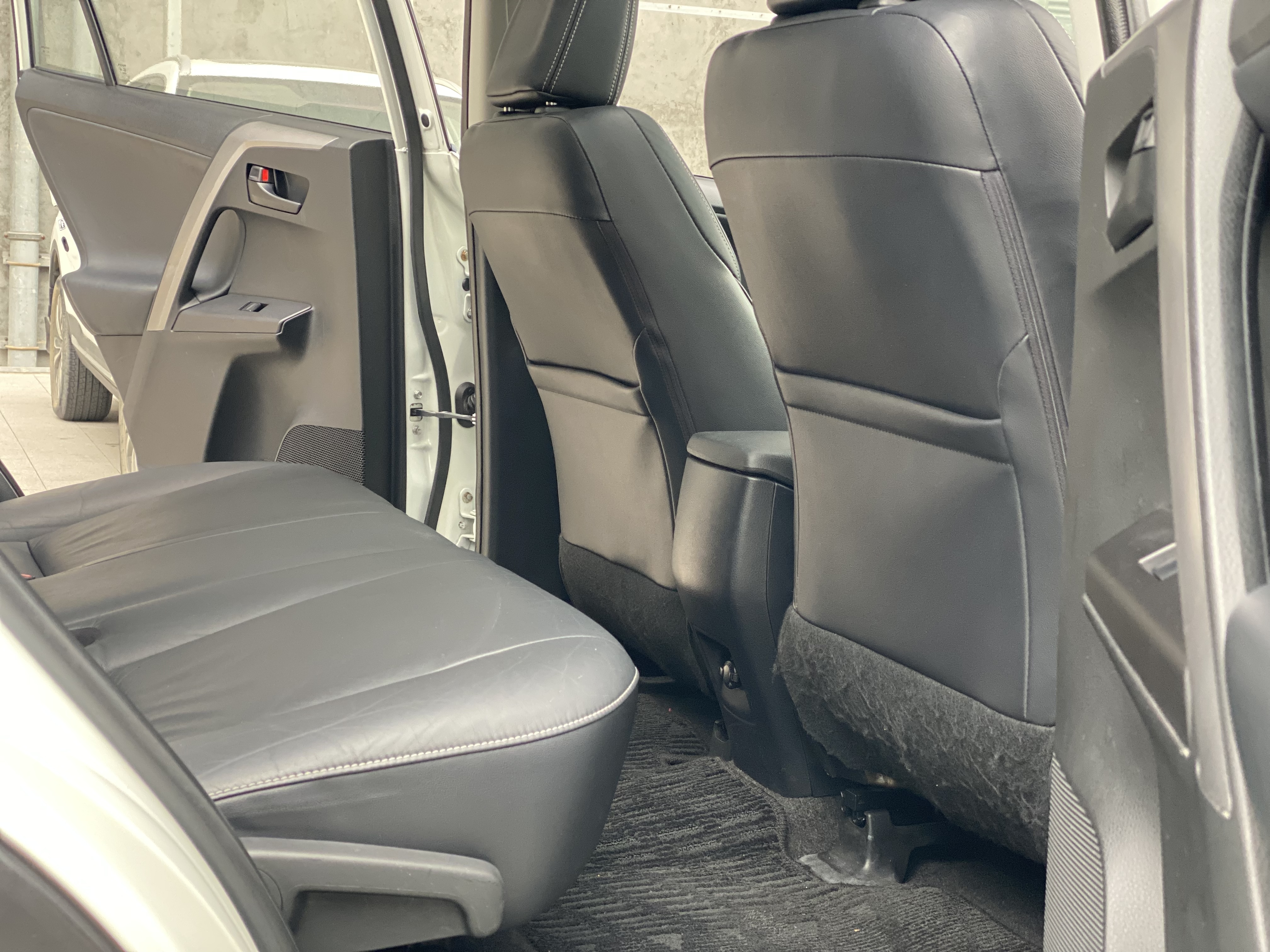 Toyota RAV4 2017 #17 Toyota RAV4 2017 car image #17