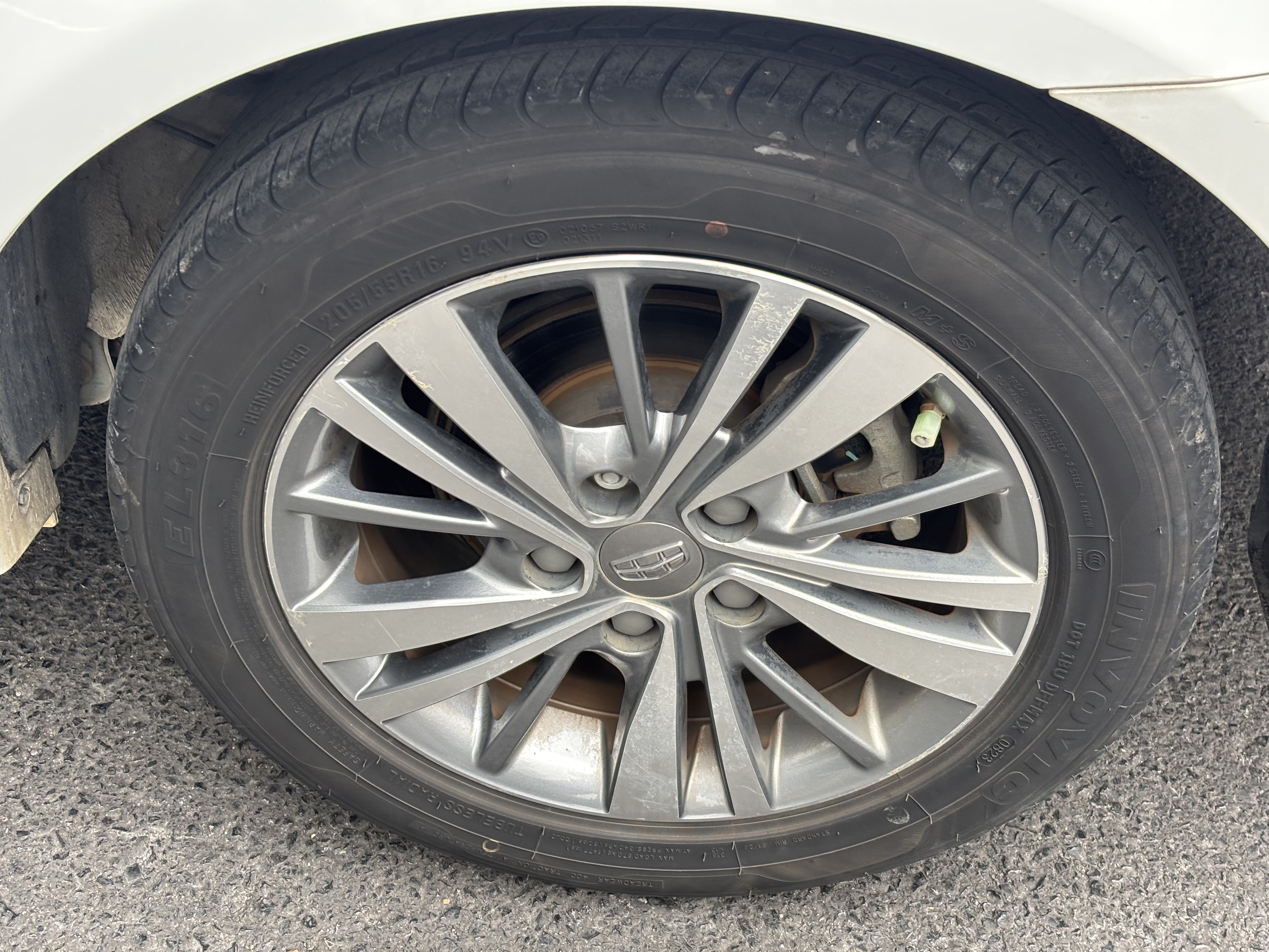 GEELY Emgrand 2018 #17 GEELY Emgrand 2018 car image #17