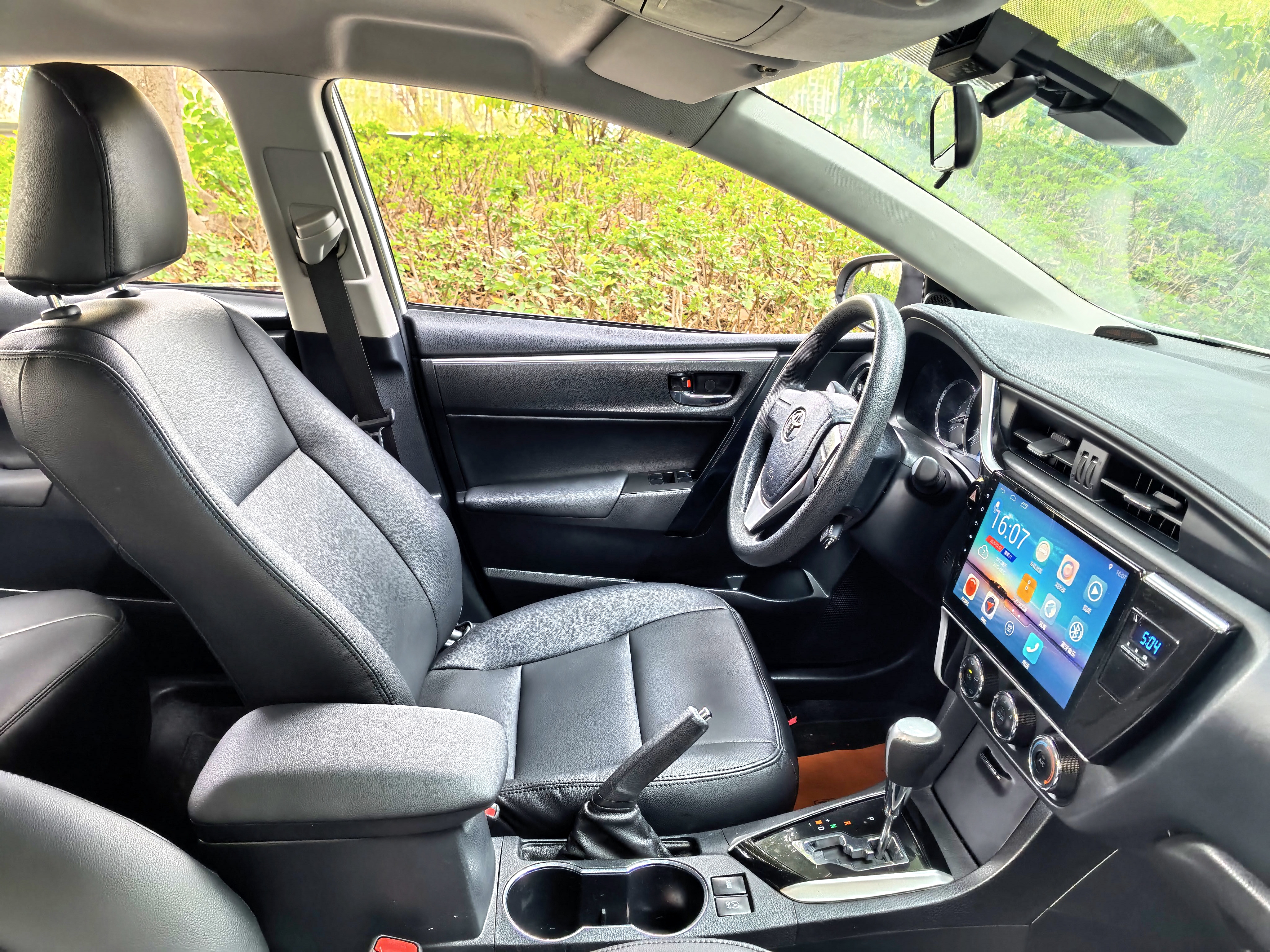Toyota Corolla 2019 #17 Toyota Corolla 2019 car image #17