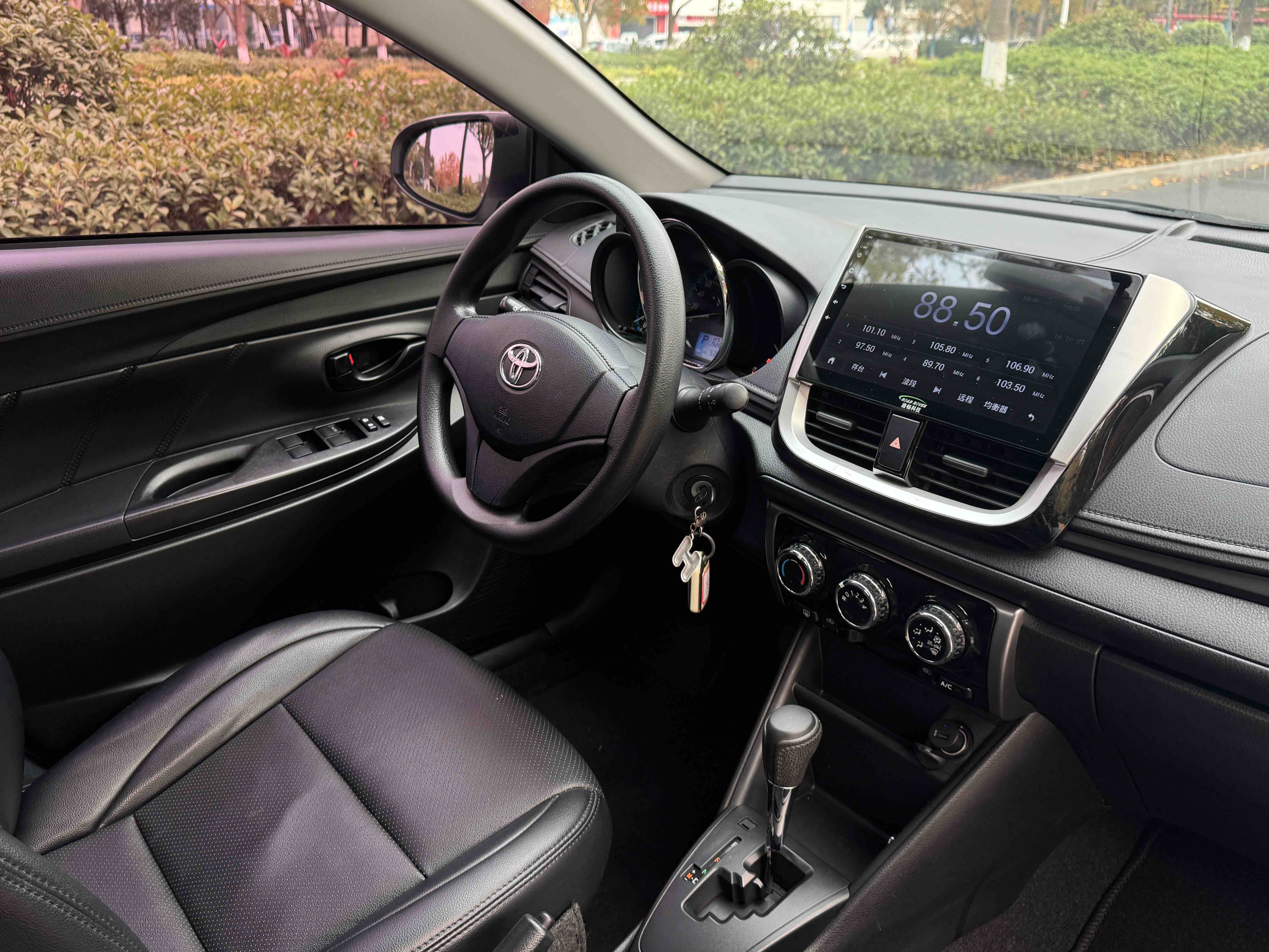 YARiS L 致炫 2018 汽车图片 #17