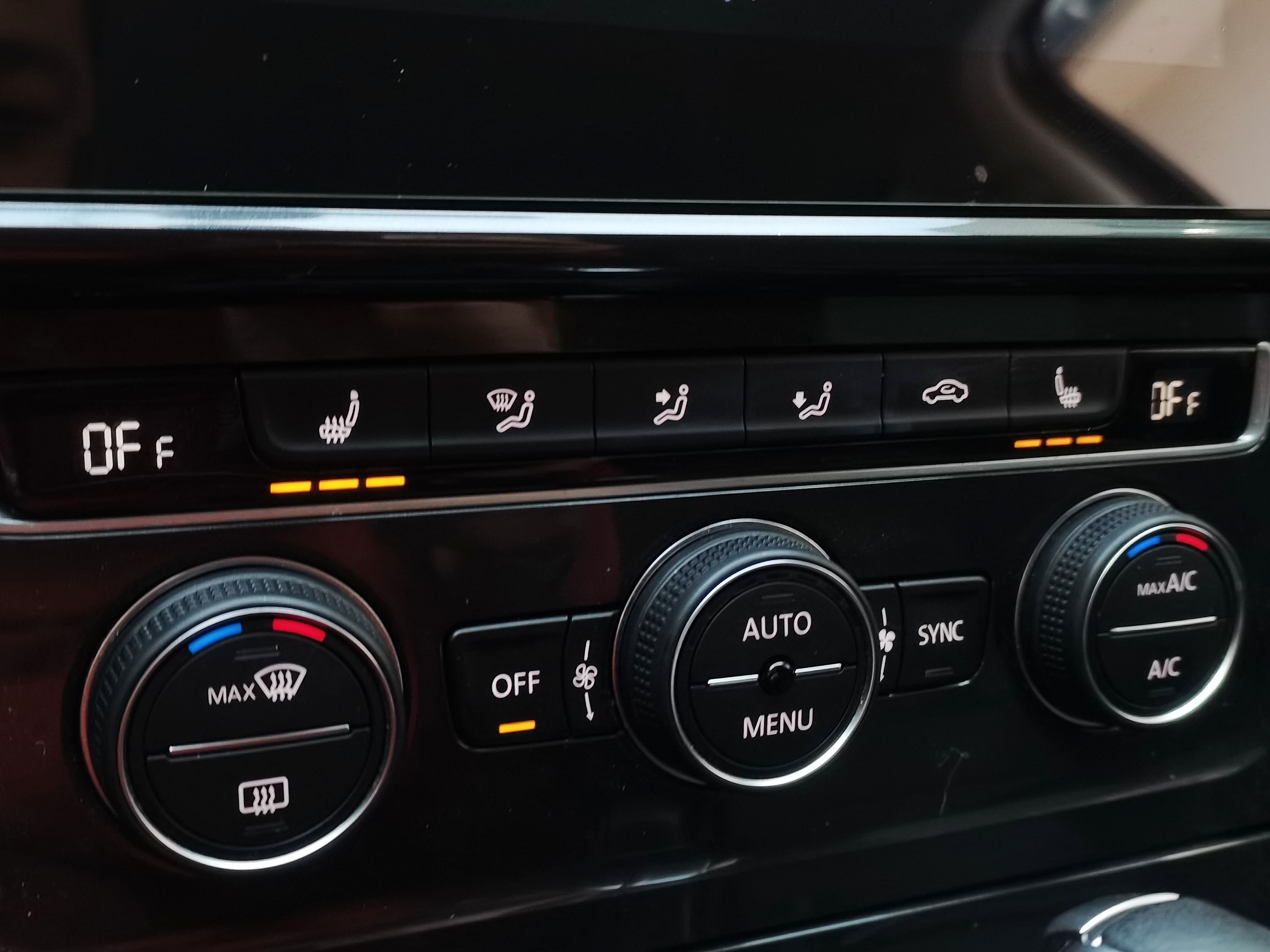 Volkswagen Golf New Energy (Imported) 2019 صورة سيارة #17