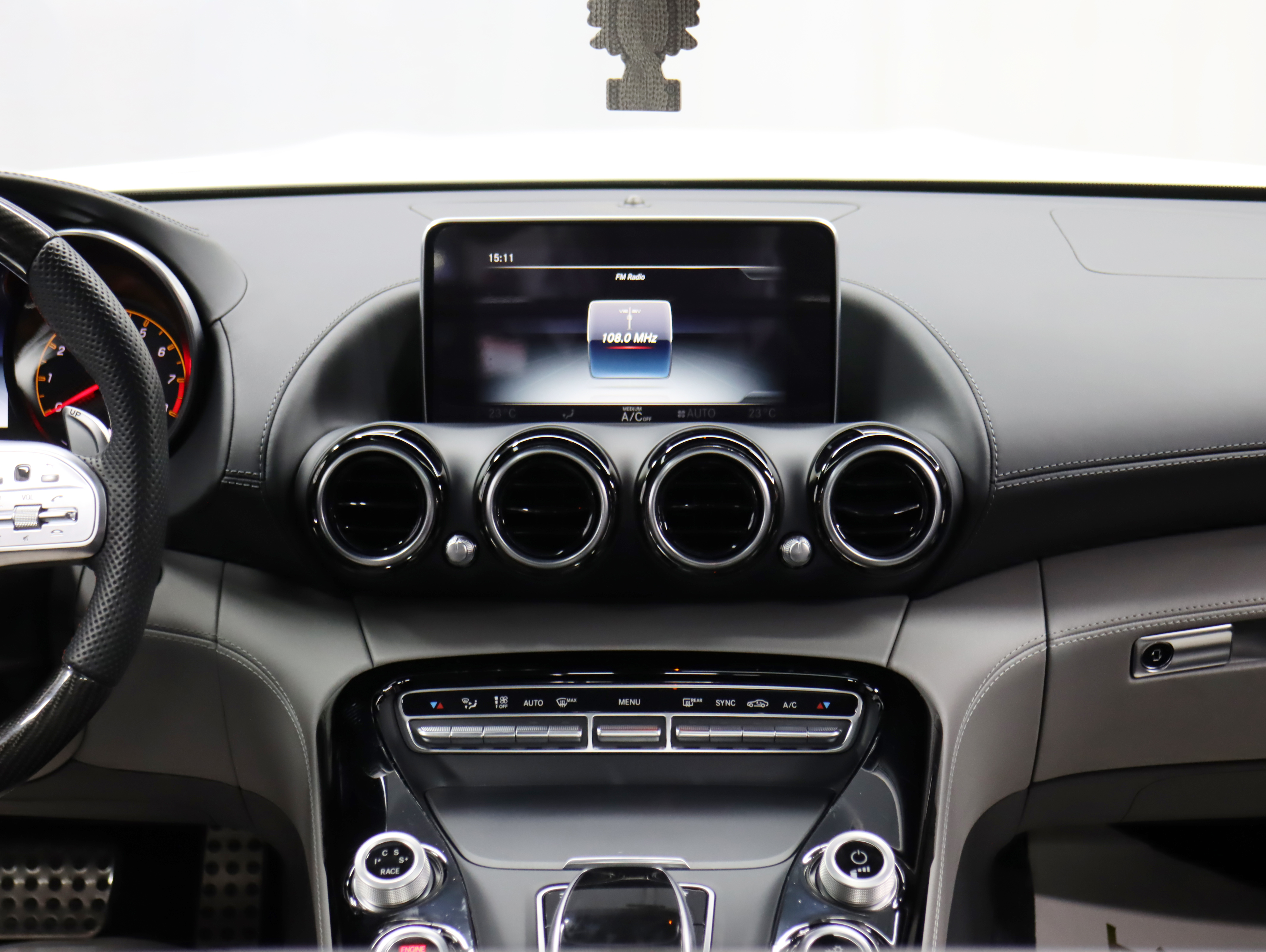 Mercedes-Benz AMG GT 2020 изображение автомобиля #17