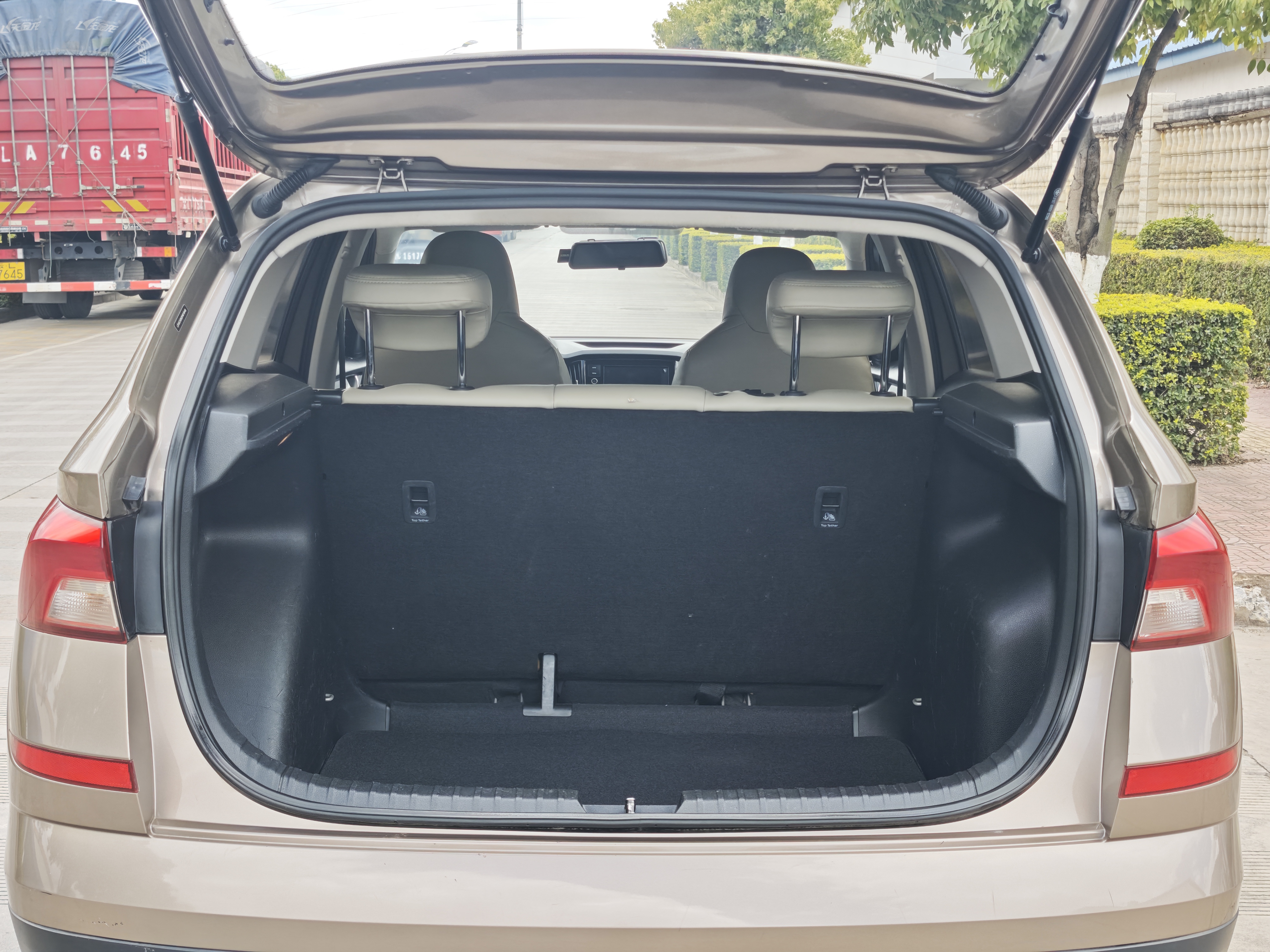 Skoda Kamiq 2019 car image #17