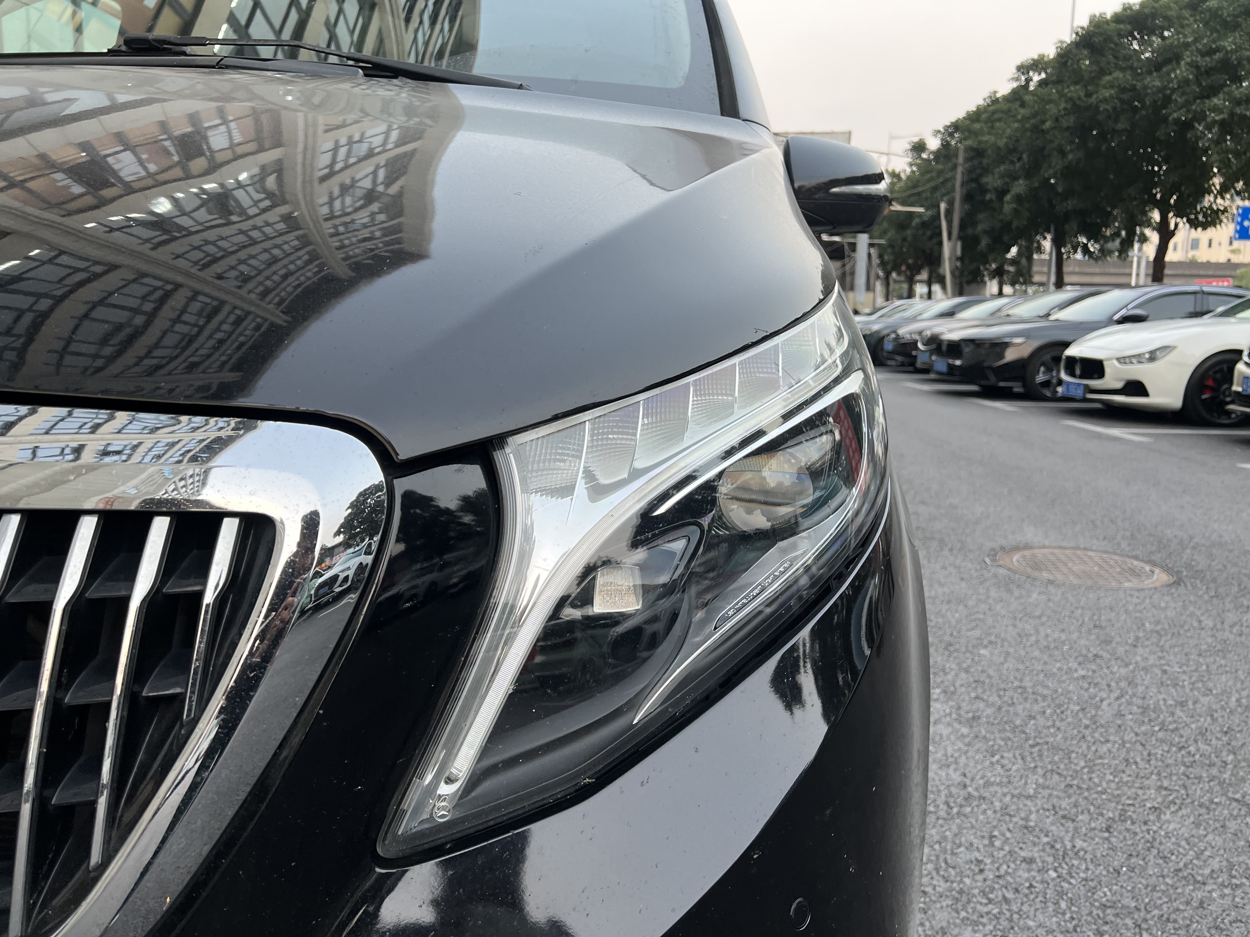 Mercedes-Benz V Class 2018 #17 Mercedes-Benz V Class 2018 car image #17