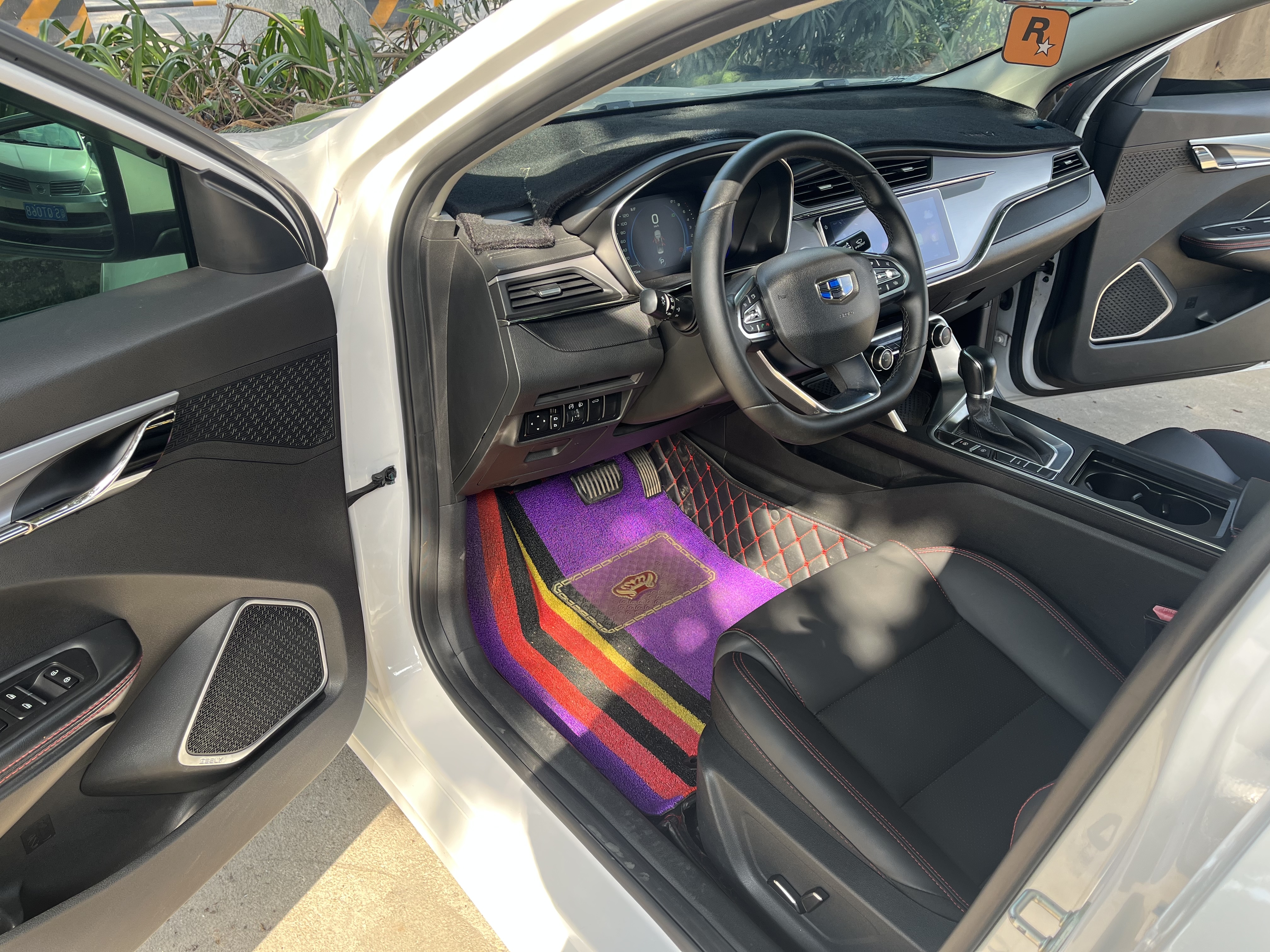 GEELY Binray 2019 car image #17