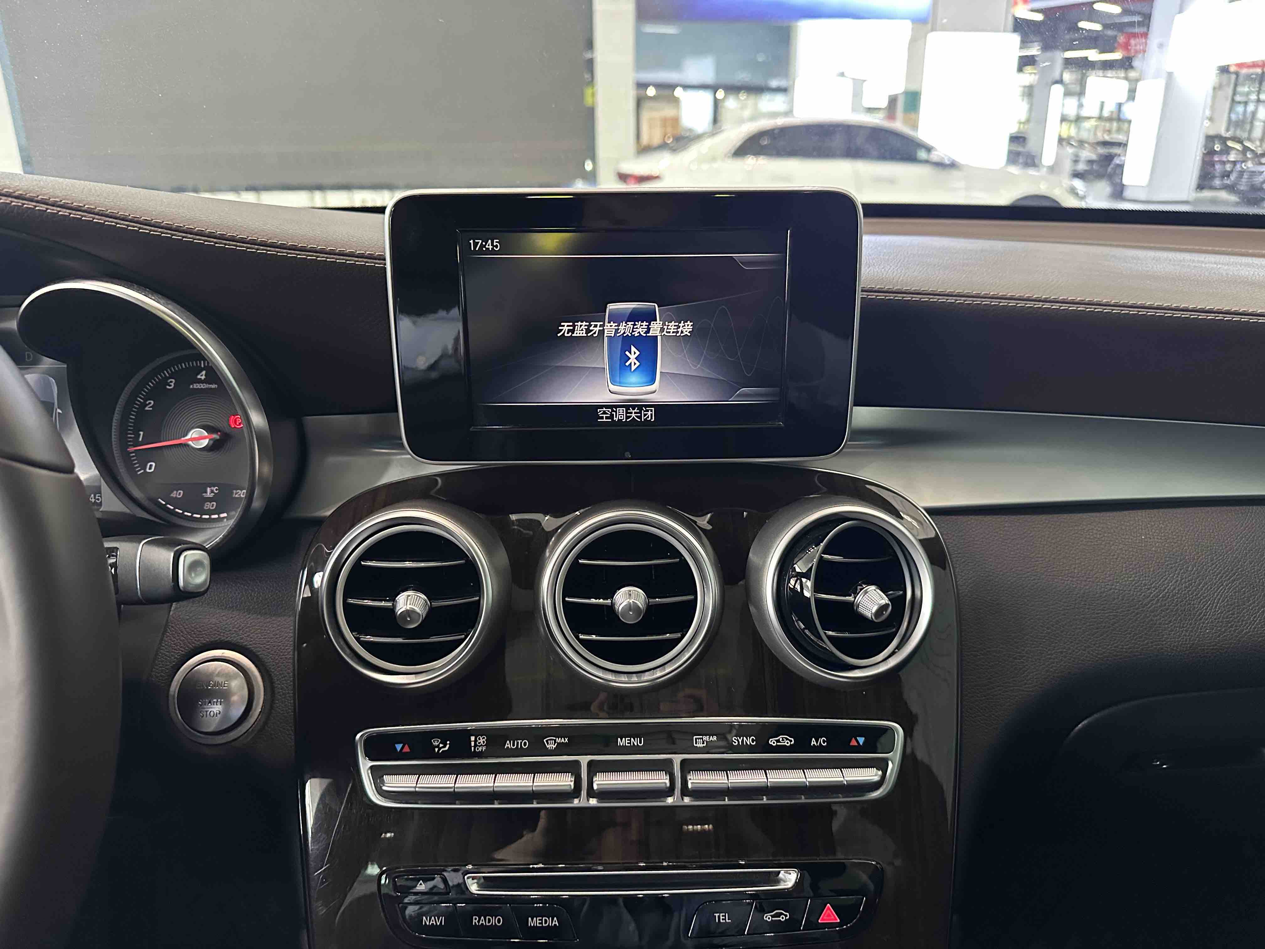 奔驰 奔驰GLC 2018 汽车图片 #17