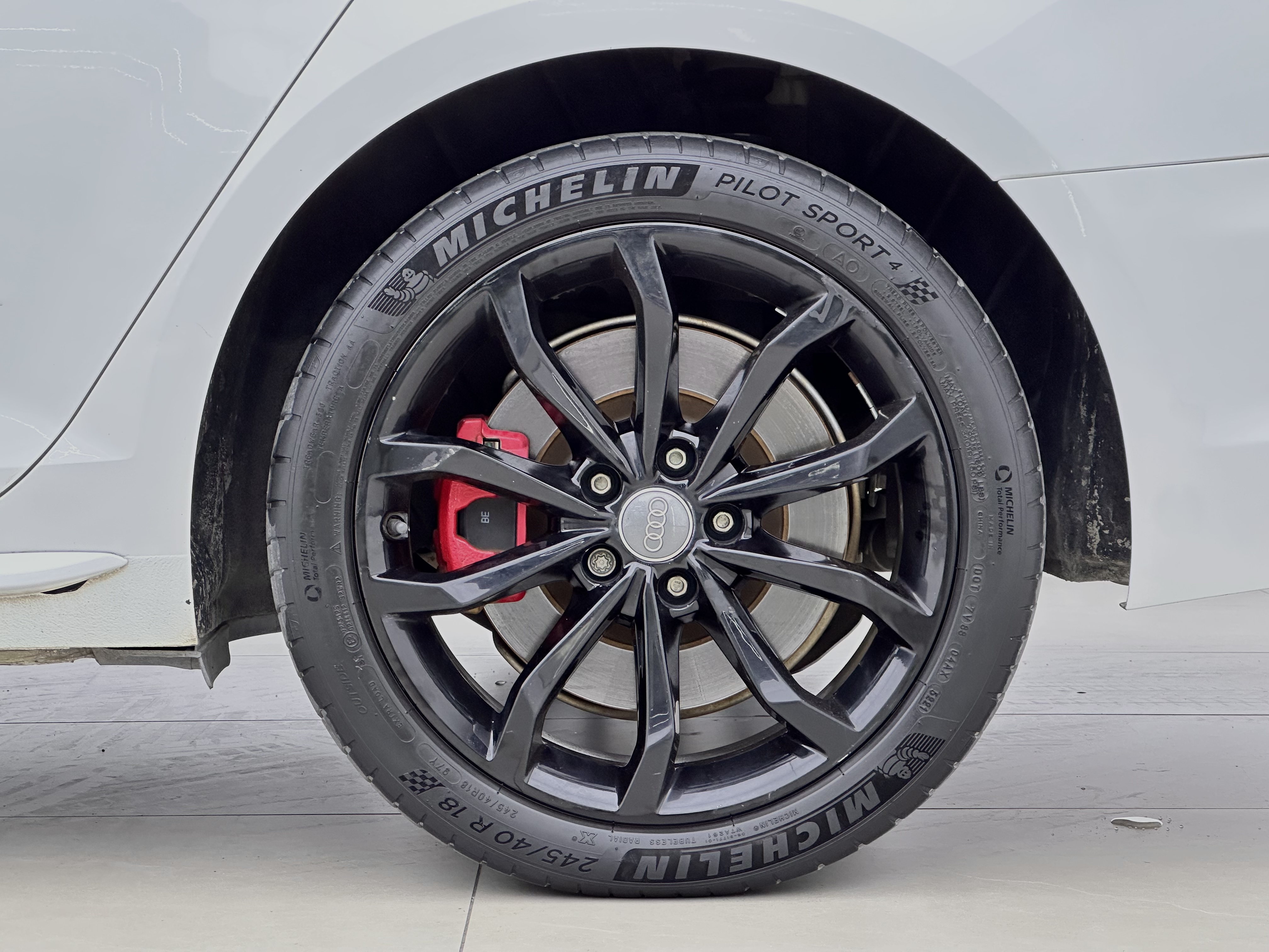 Audi A4L 2018 #17 Audi A4L 2018 car image #17