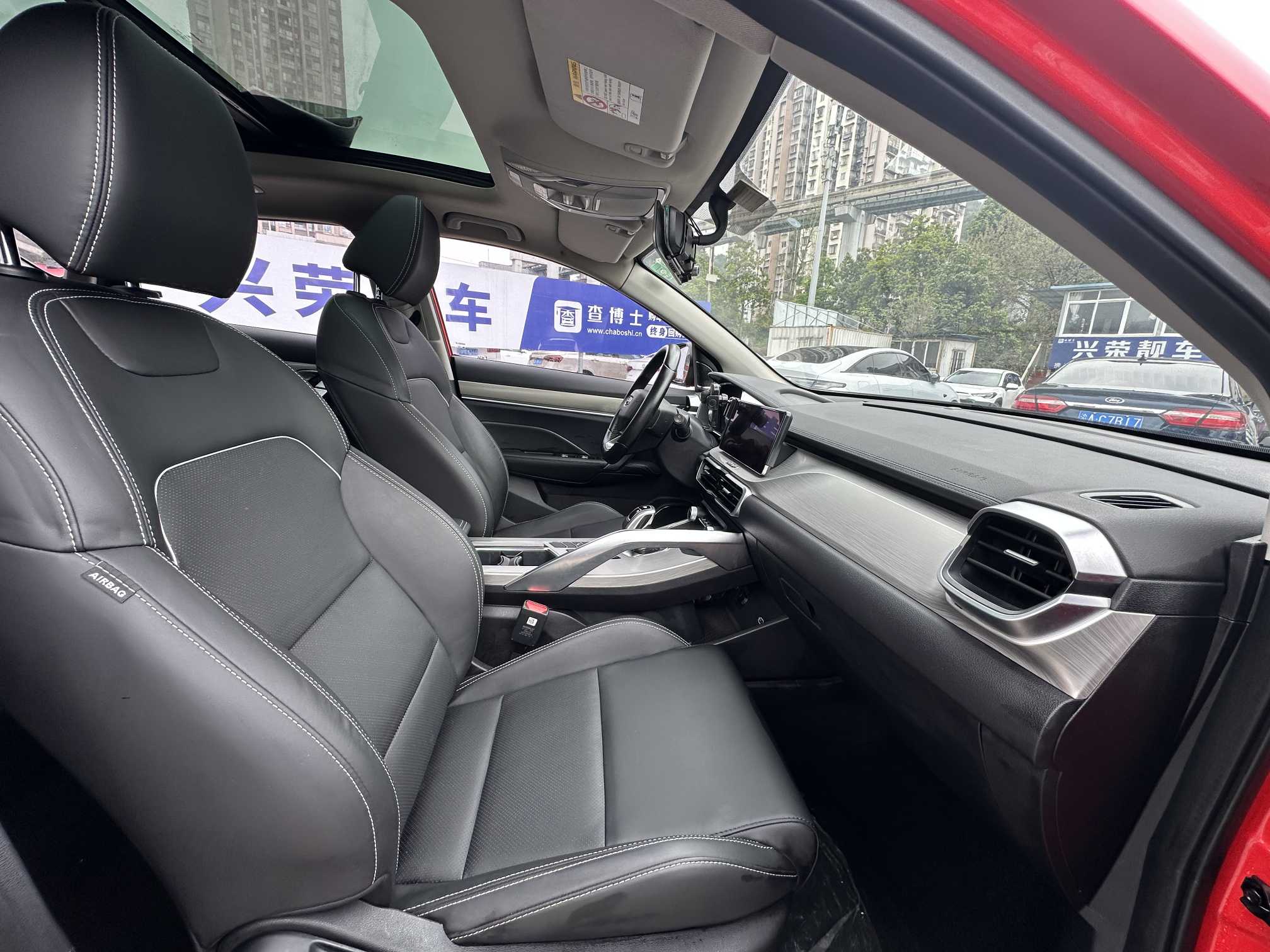 GEELY Coolray 2019 car image #17