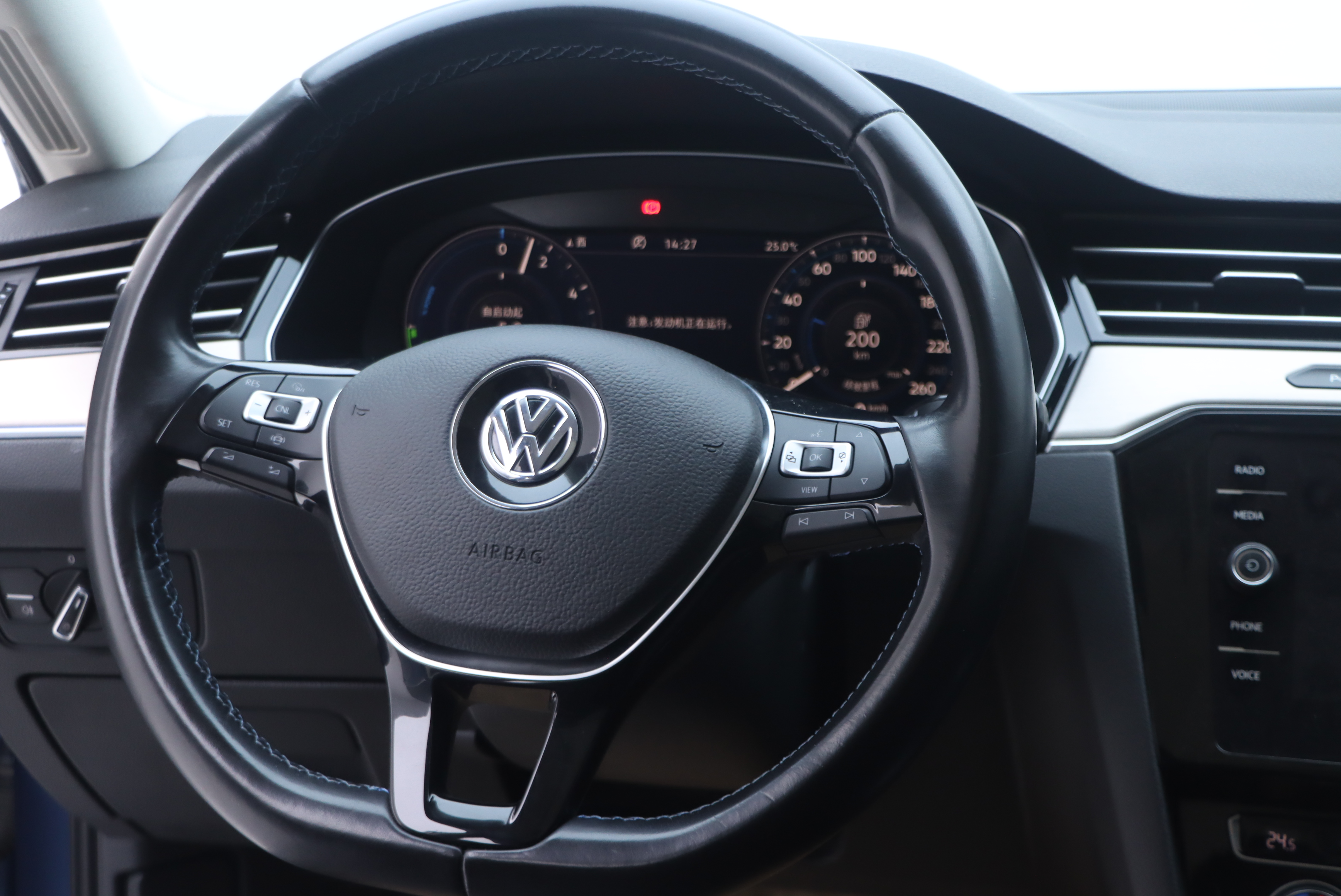 Volkswagen Variant New Energy 2019 صورة سيارة #17