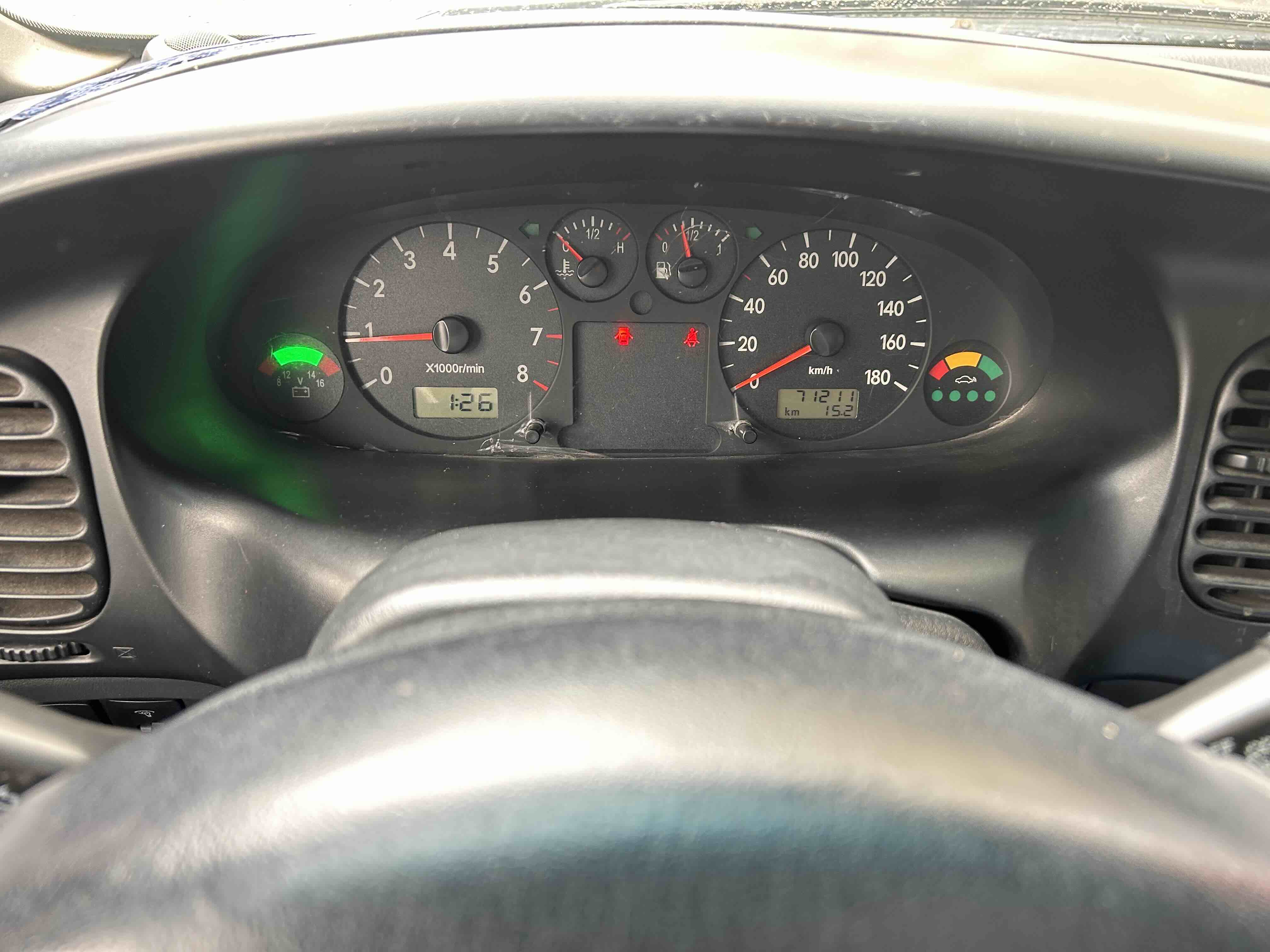 JAC 2015 #17 JAC 2015 car image #17