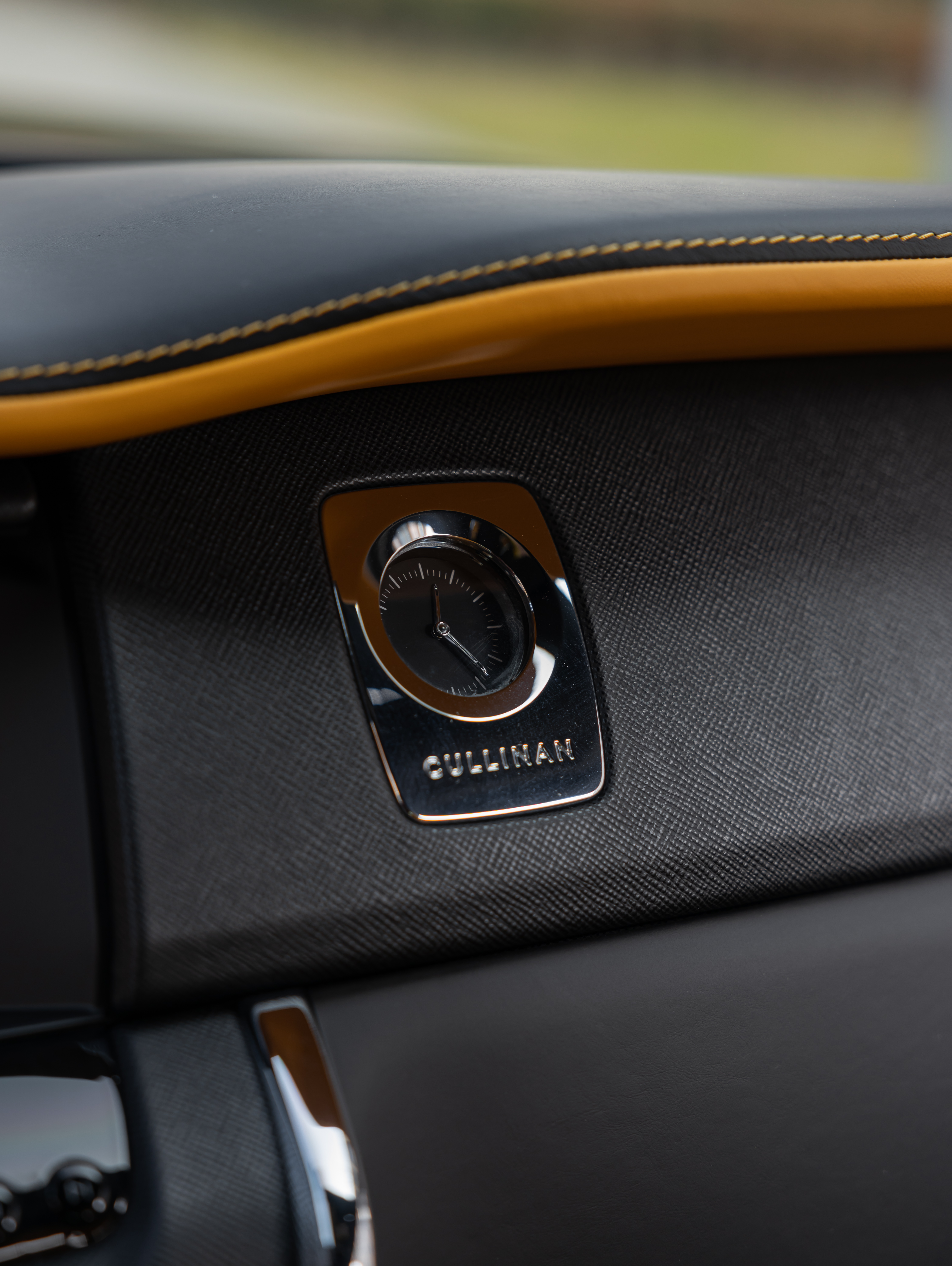 Volkswagen Cullinan 2022 car image #17