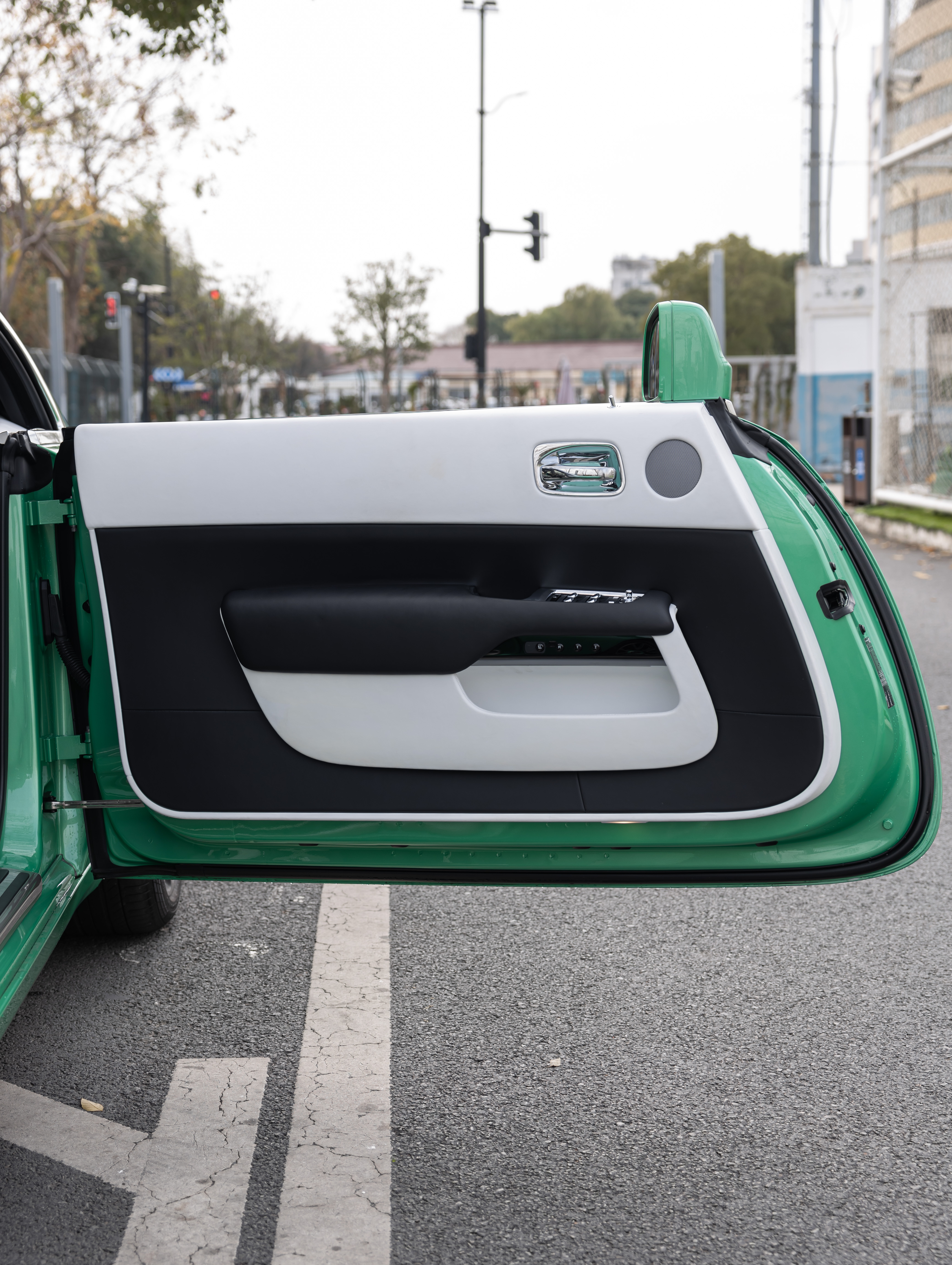 劳斯莱斯 魅影 2024 汽车图片 #17