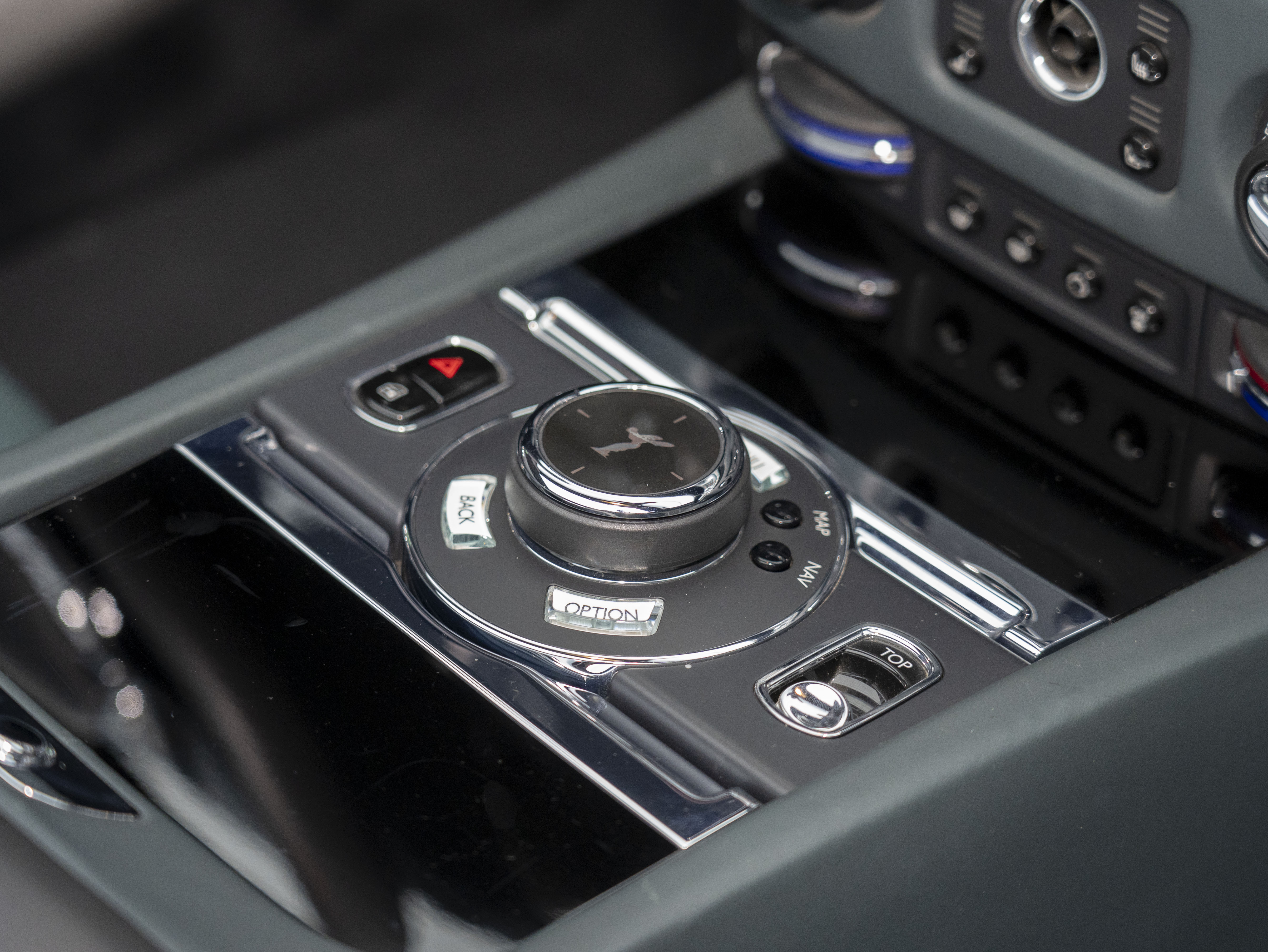 Rolls-Royce Dawn 2019 car image #17