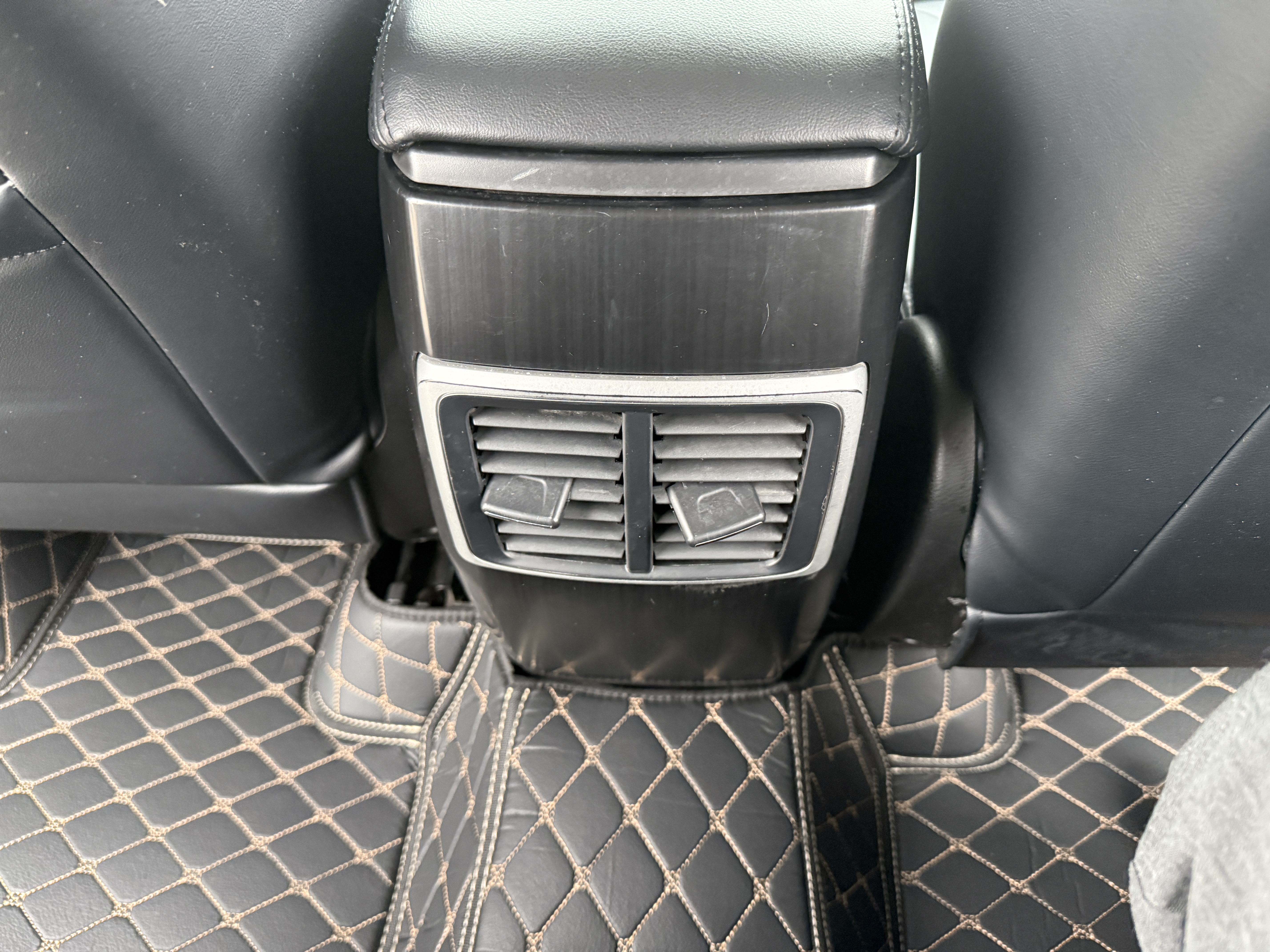 GAC Trumpchi GS5 2014 car image #17