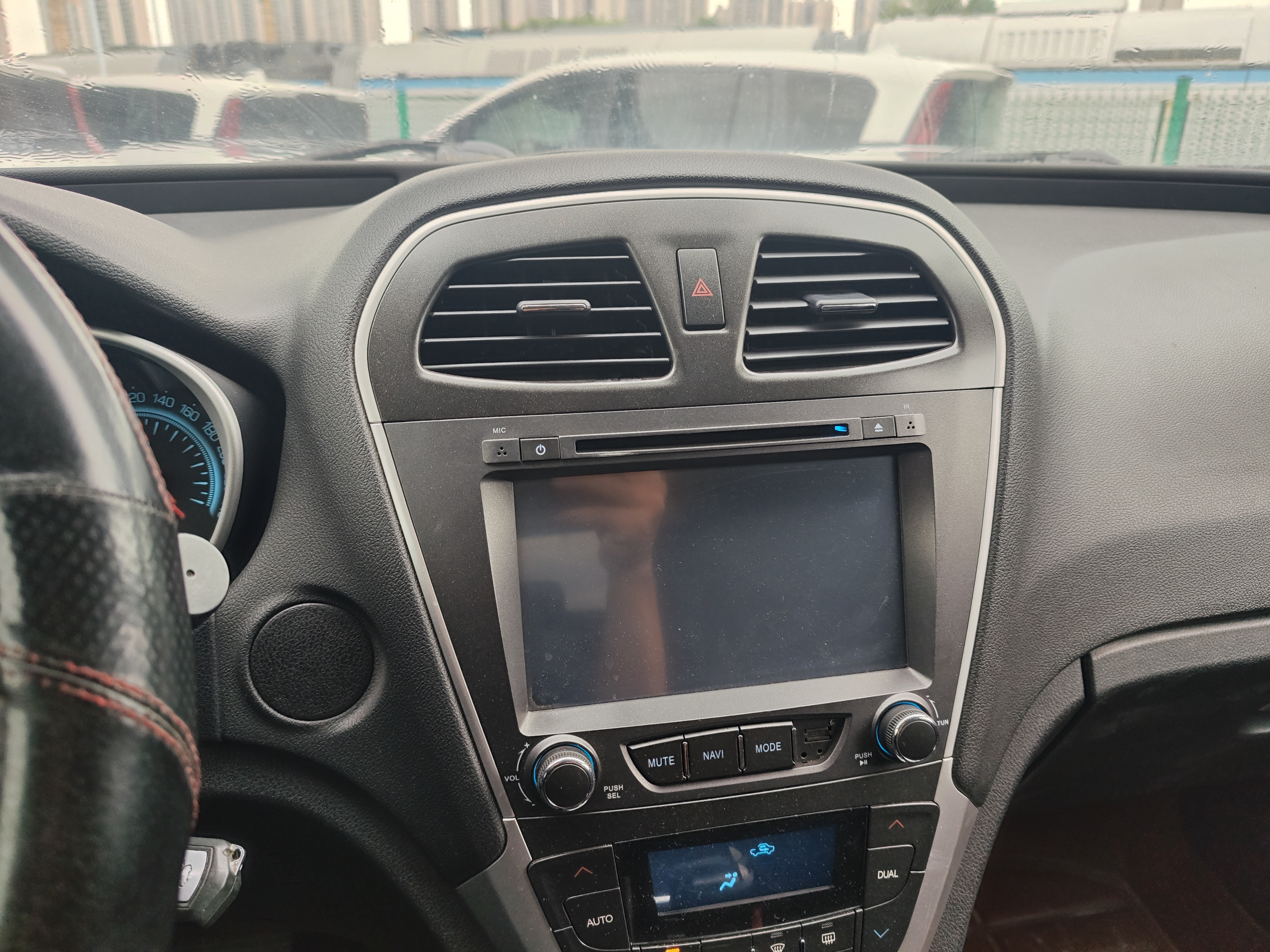 GAC Trumpchi GS5 2014 #17 GAC Trumpchi GS5 2014 car image #17