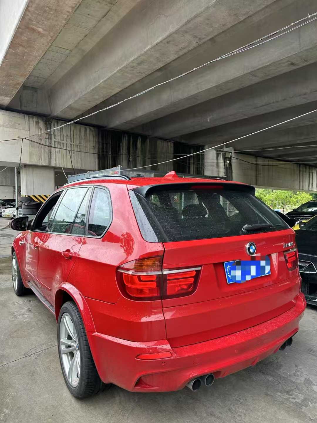 BMW X5 M 2011 car image #17