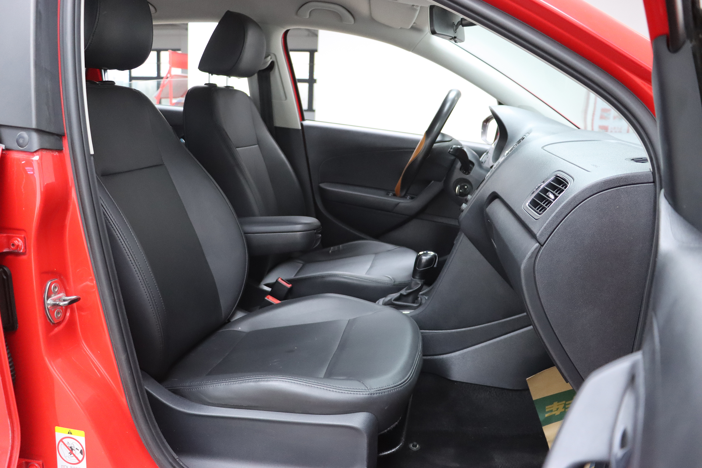 Volkswagen Polo 2016 imagen de coche #17