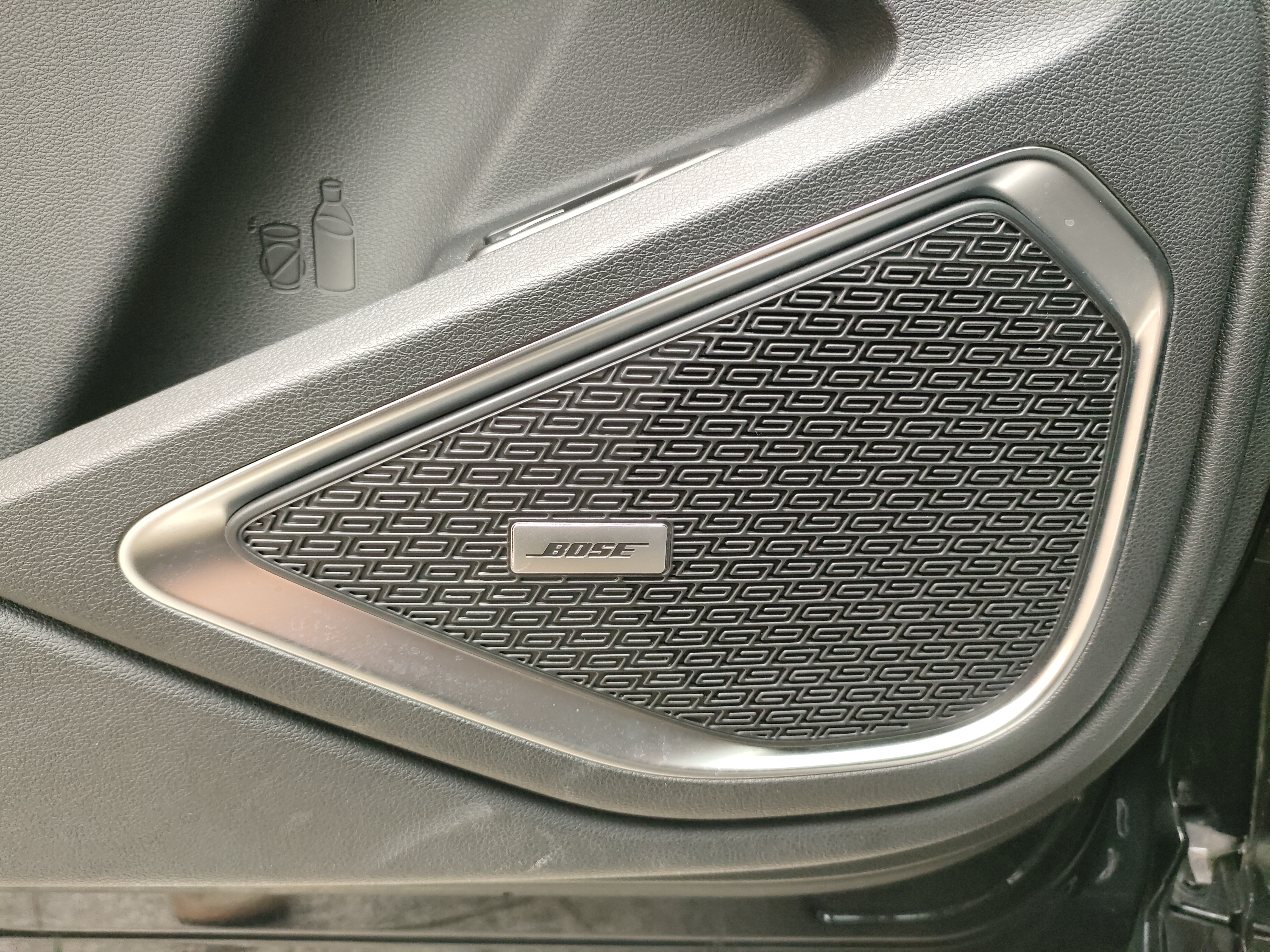 GEELY Tugella 2020 car image #17